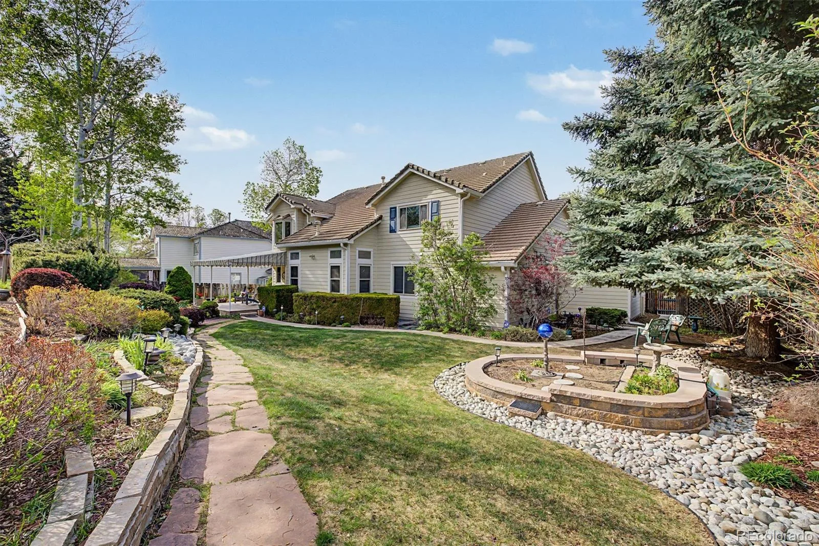 2464 S Fenton Drive Lakewood CO 80227 MLS #REC2635947 06092026014338 1600 40