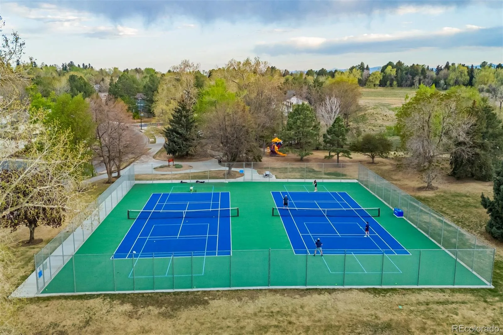2464 S Fenton Drive Lakewood CO 80227 MLS #REC2635947 06092026014338 1600 45