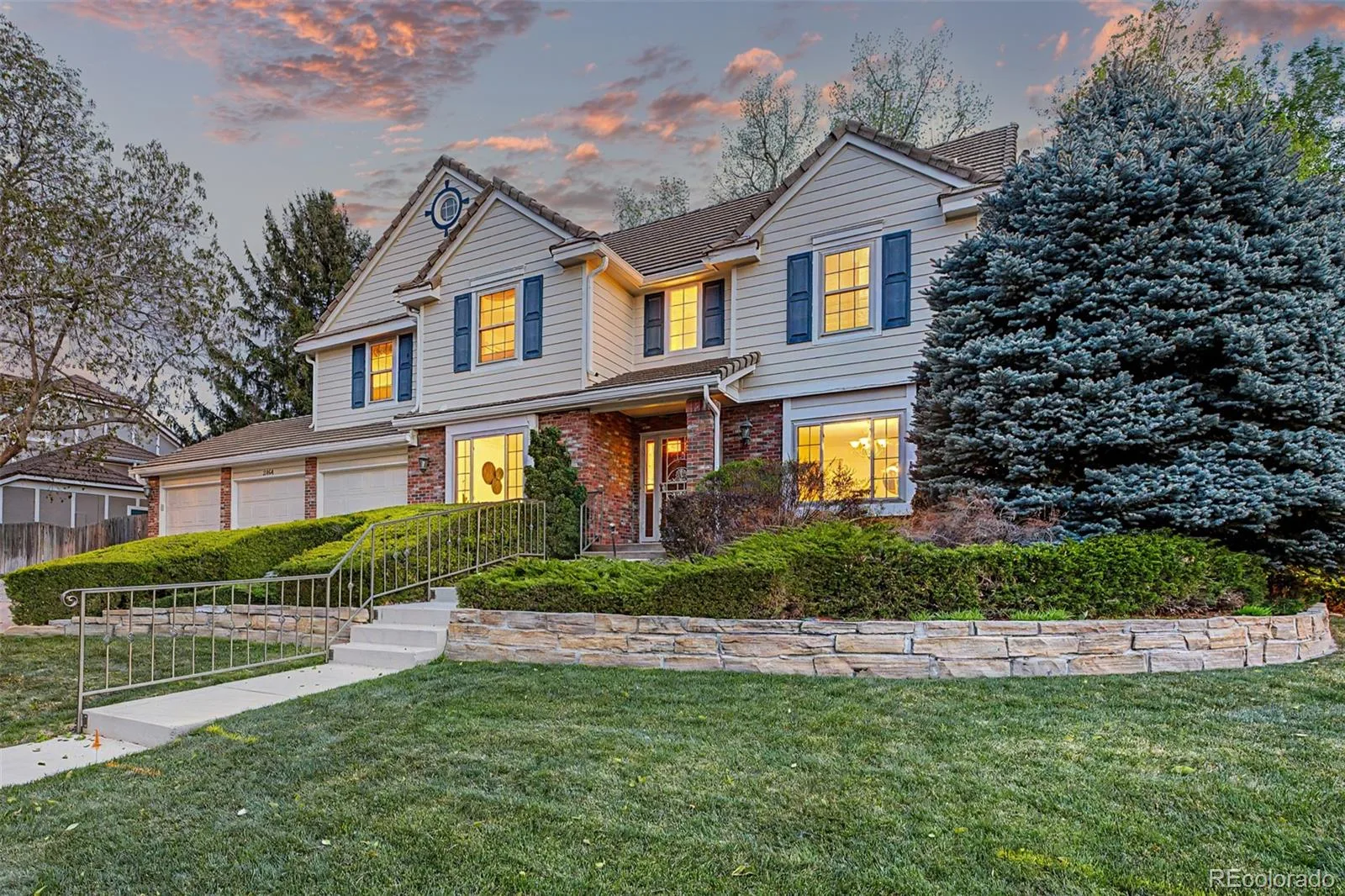 2464 S Fenton Drive Lakewood CO 80227 MLS #REC2635947 06092026014338 1600 48