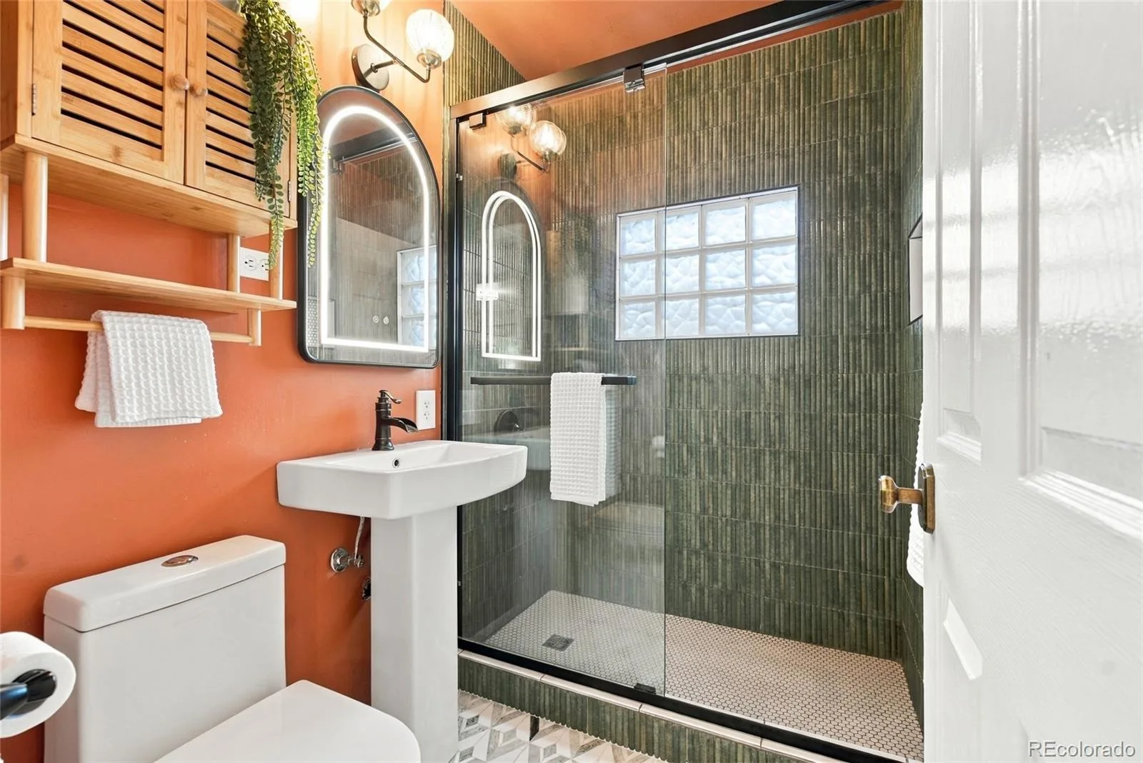 3235 W 6th Avenue Denver CO 80204 | MLS #REC2637826 09222026220032 1600 25