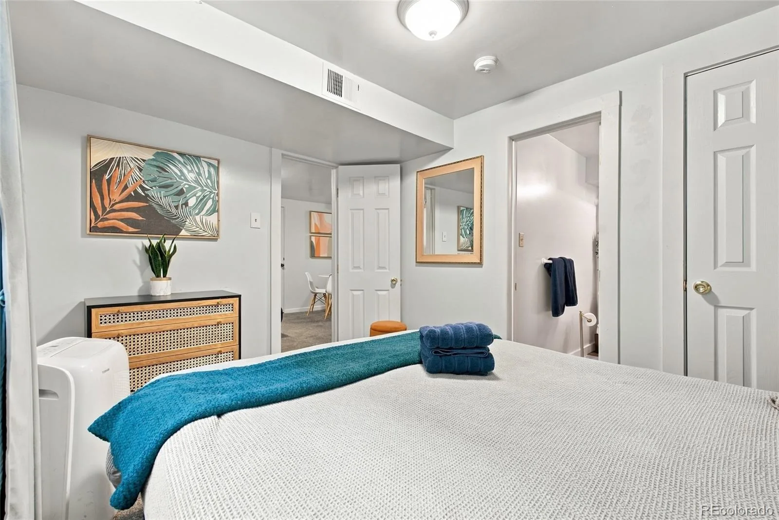 3235 W 6th Avenue Denver CO 80204 | MLS #REC2637826 09222026220032 1600 42