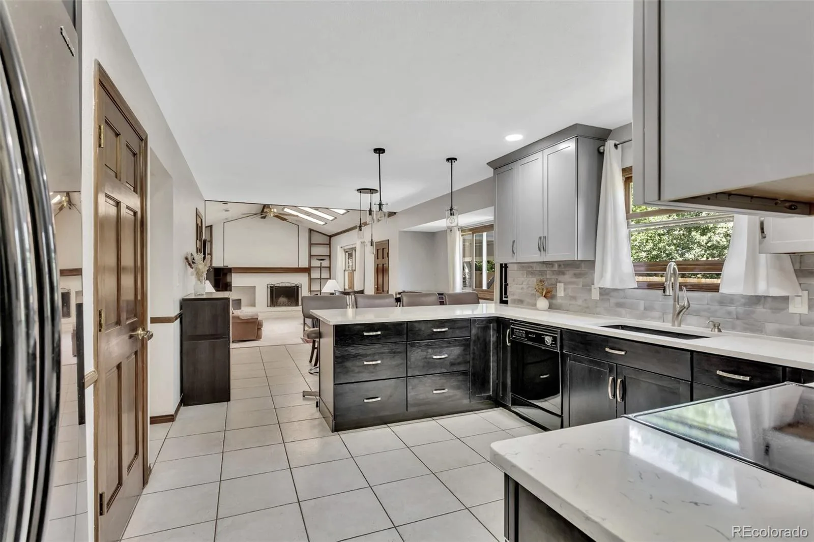 8252 S Krameria Way Centennial CO 80112 MLS #REC2638480 06092026014357 1600 13
