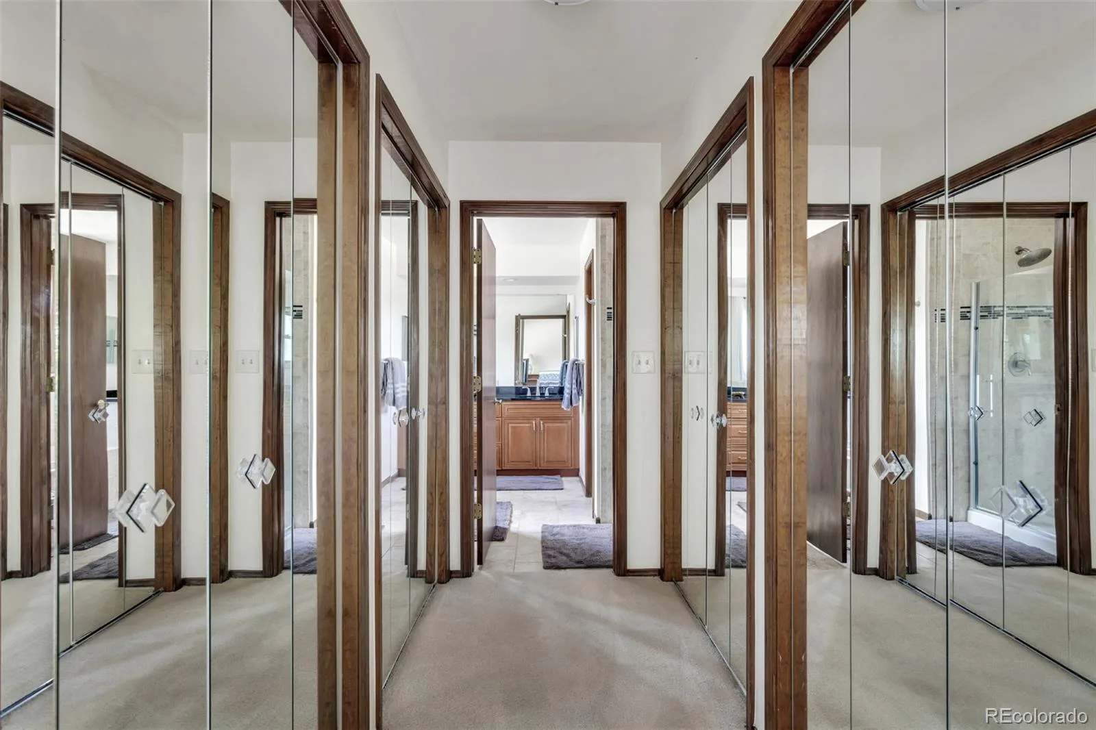 8252 S Krameria Way Centennial CO 80112 MLS #REC2638480 06092026014357 1600 19