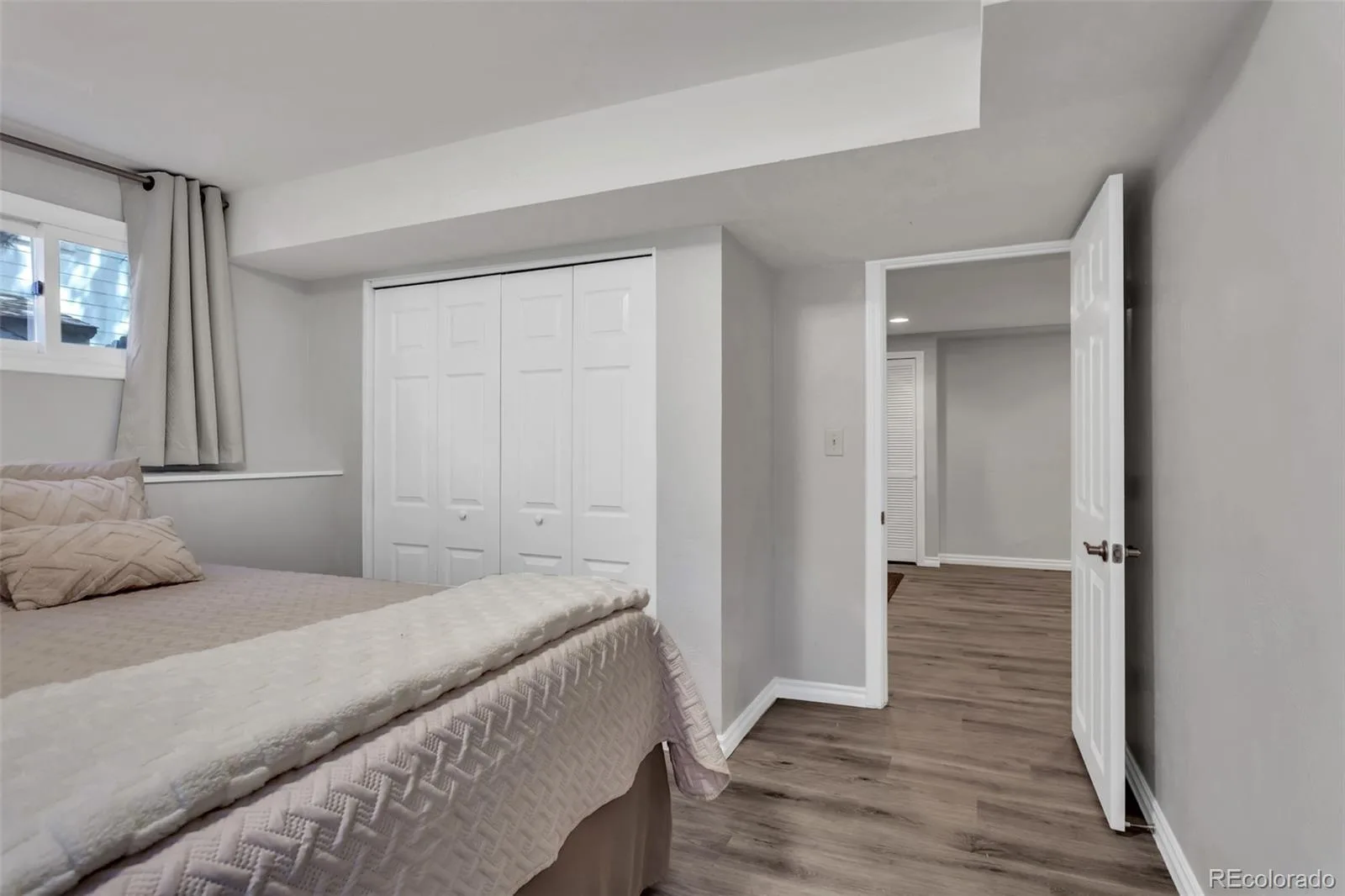 8252 S Krameria Way Centennial CO 80112 MLS #REC2638480 06092026014357 1600 30
