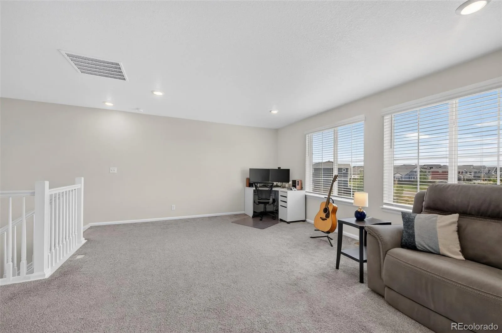 4403 N Picadilly Court Aurora CO 80019 | MLS #REC2640578 09252026011333 1600 17