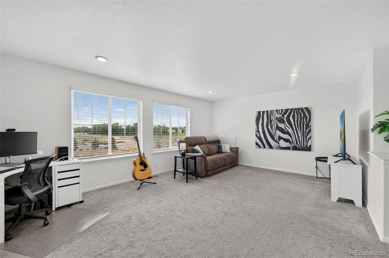 4403 N Picadilly Court Aurora CO 80019 | MLS #REC2640578 09252026011333 1600 18