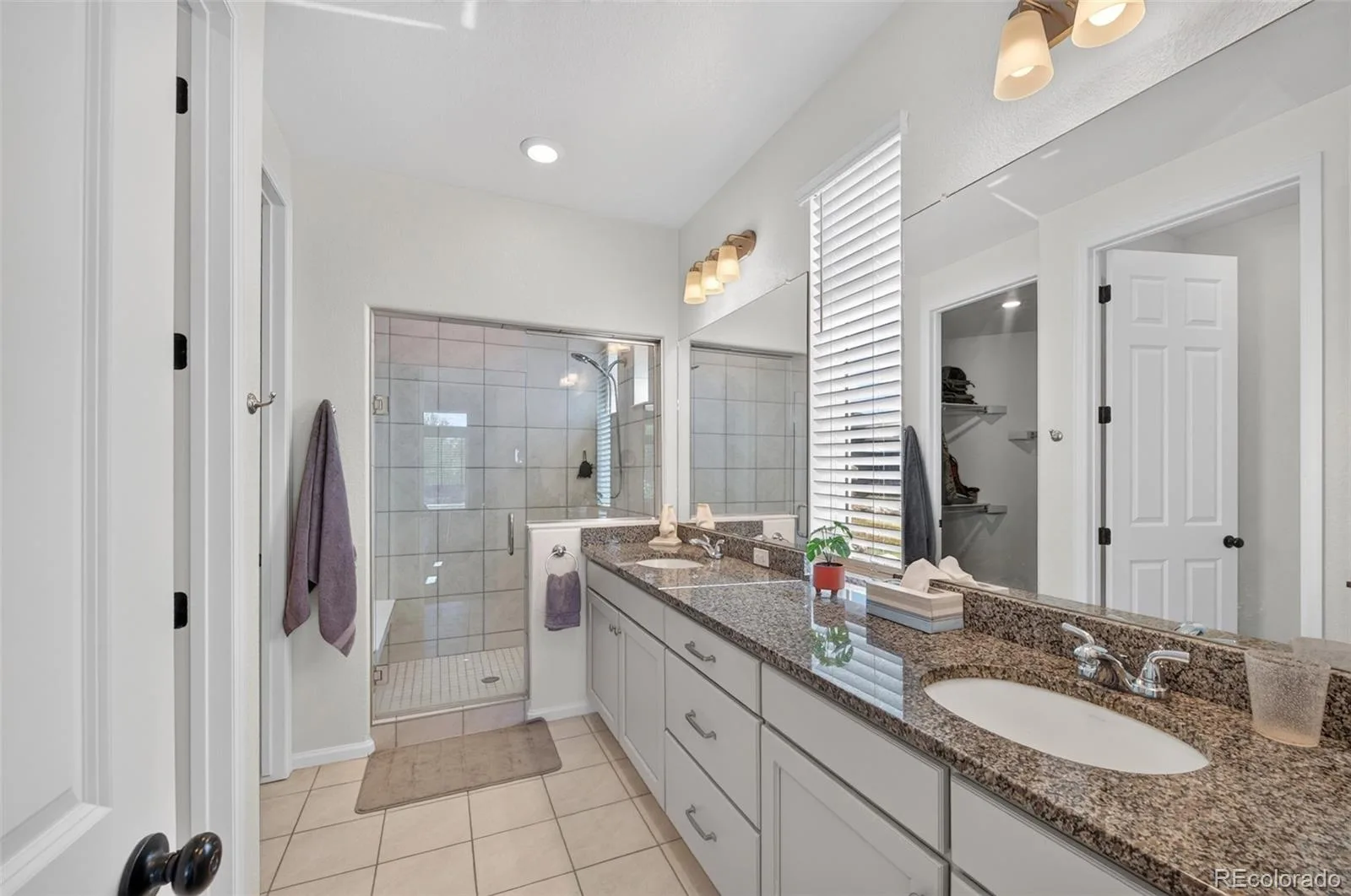 4403 N Picadilly Court Aurora CO 80019 | MLS #REC2640578 09252026011333 1600 27