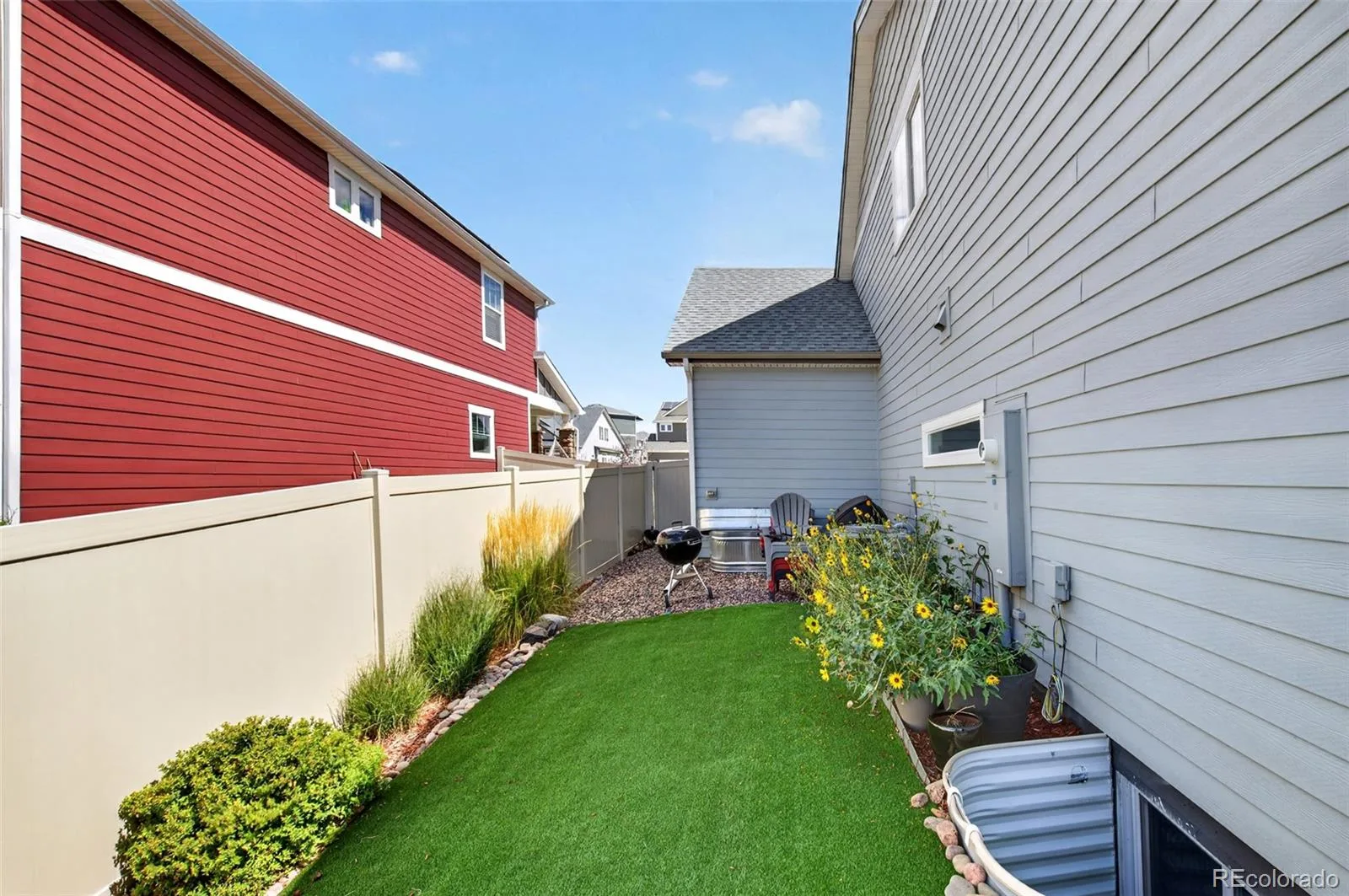 4403 N Picadilly Court Aurora CO 80019 | MLS #REC2640578 09252026011333 1600 35