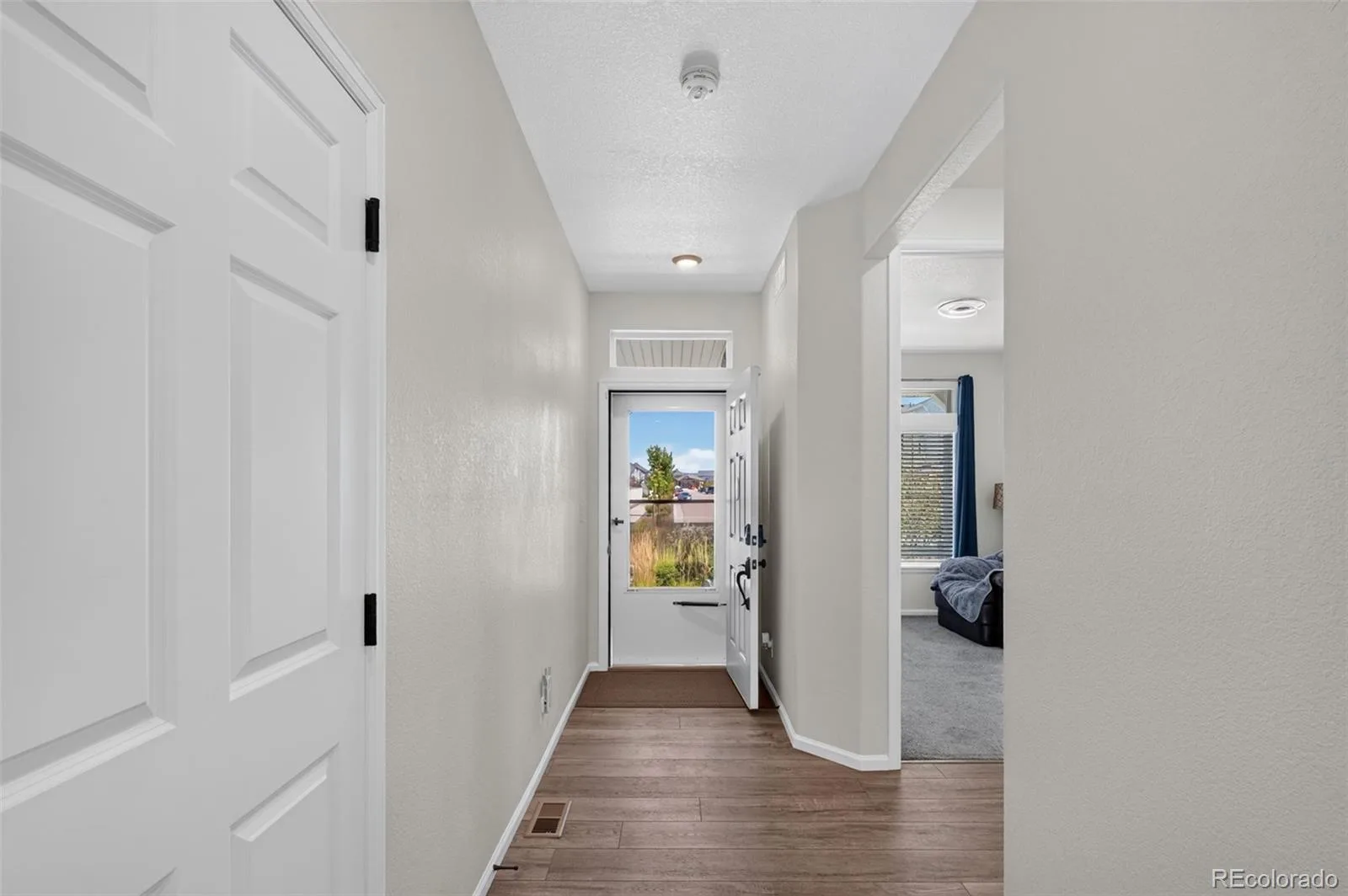 4403 N Picadilly Court Aurora CO 80019 | MLS #REC2640578 09252026011333 1600 4