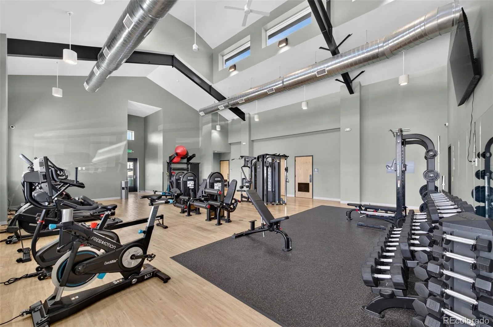 4403 N Picadilly Court Aurora CO 80019 | MLS #REC2640578 09252026011333 1600 41