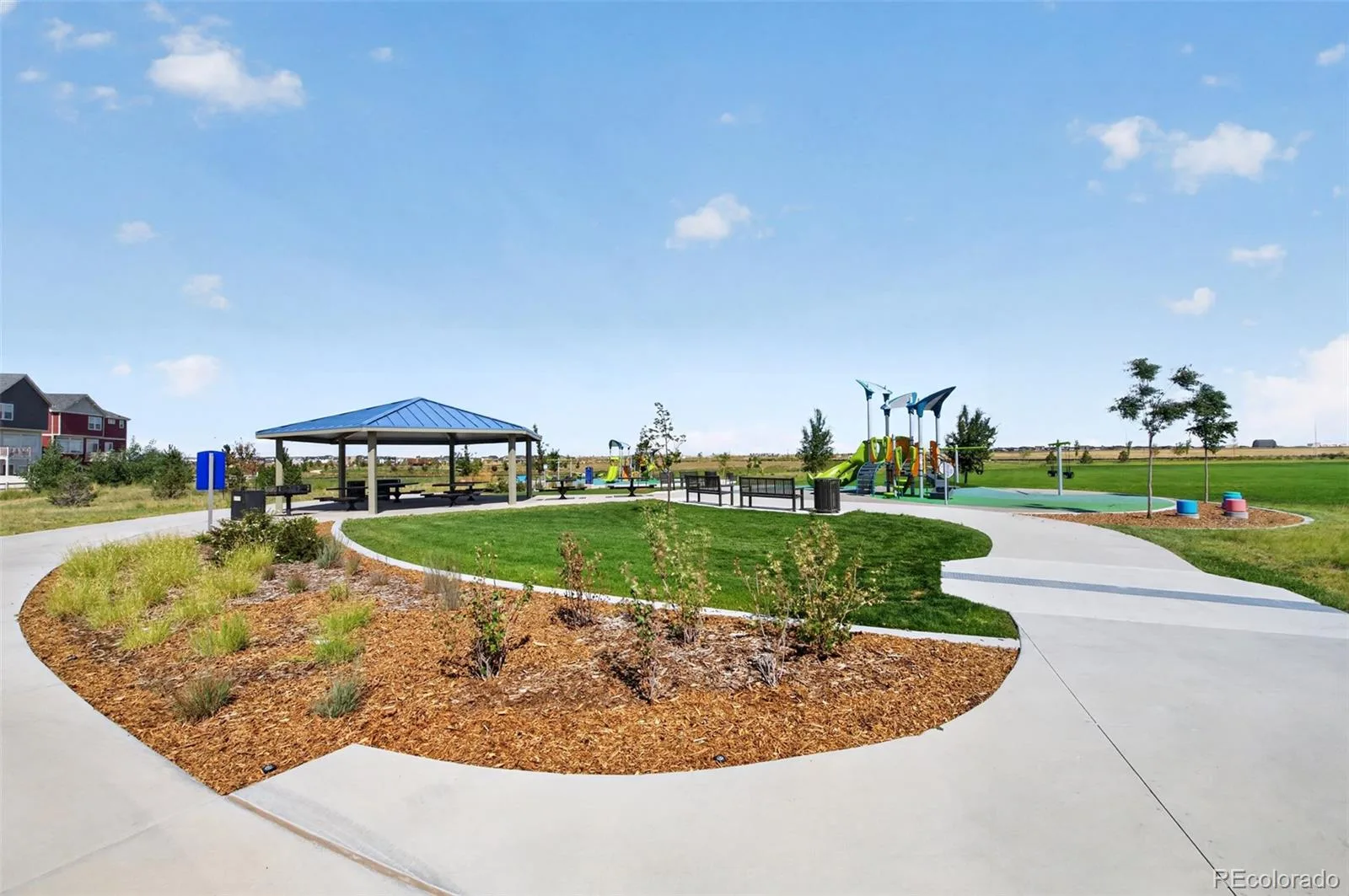 4403 N Picadilly Court Aurora CO 80019 | MLS #REC2640578 09252026011333 1600 46