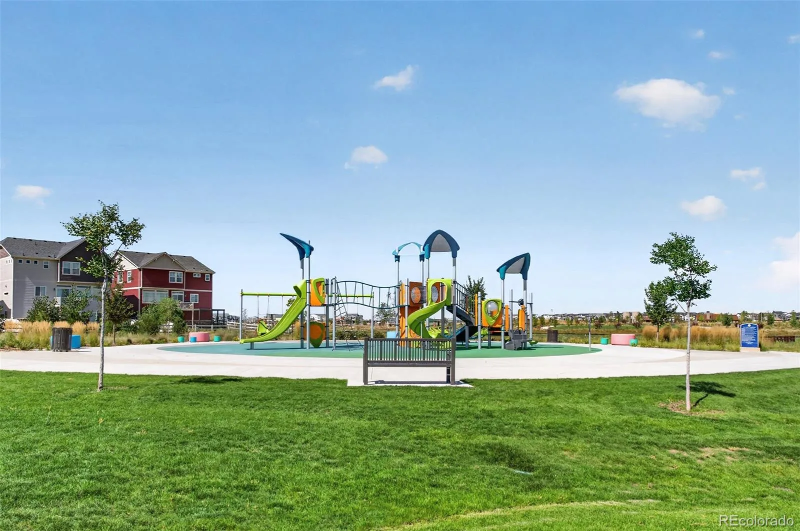 4403 N Picadilly Court Aurora CO 80019 | MLS #REC2640578 09252026011333 1600 48