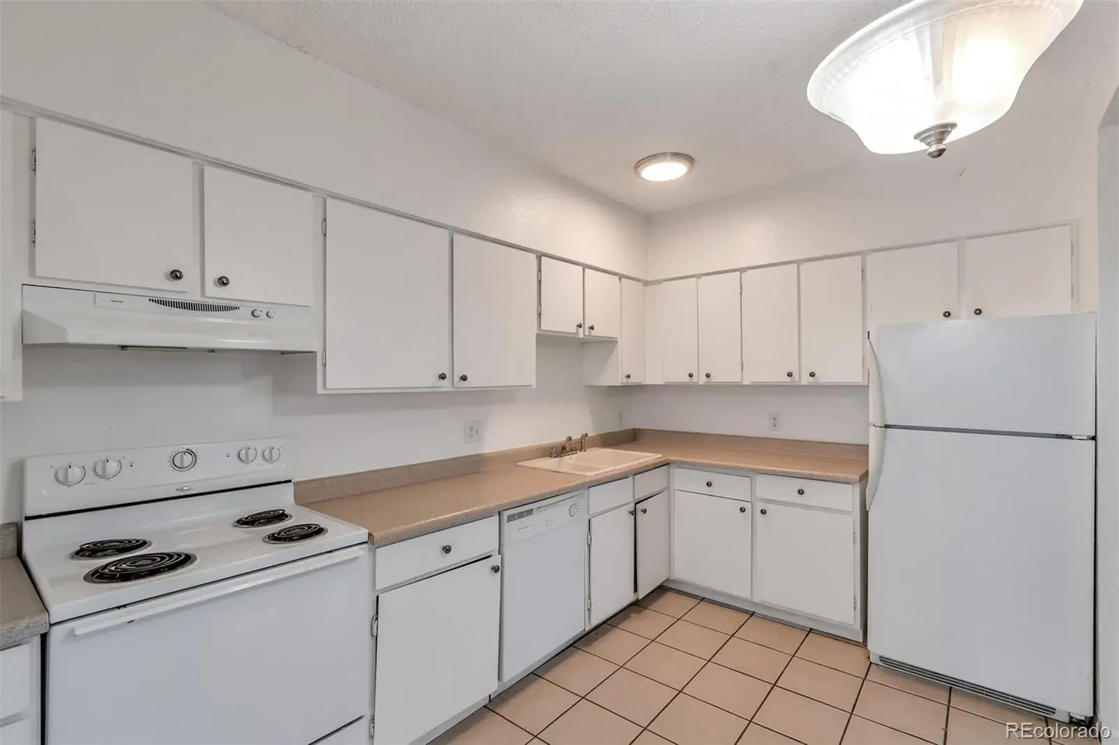 13657 E Yale Avenue #A Aurora CO 80014 MLS #REC2641081 10202025194034 1600 5
