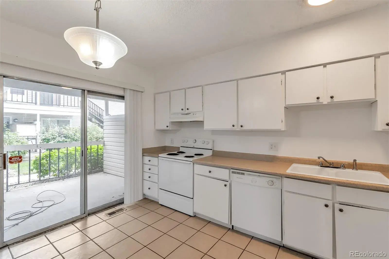 13657 E Yale Avenue #A Aurora CO 80014 MLS #REC2641081 10202025194034 1600 6