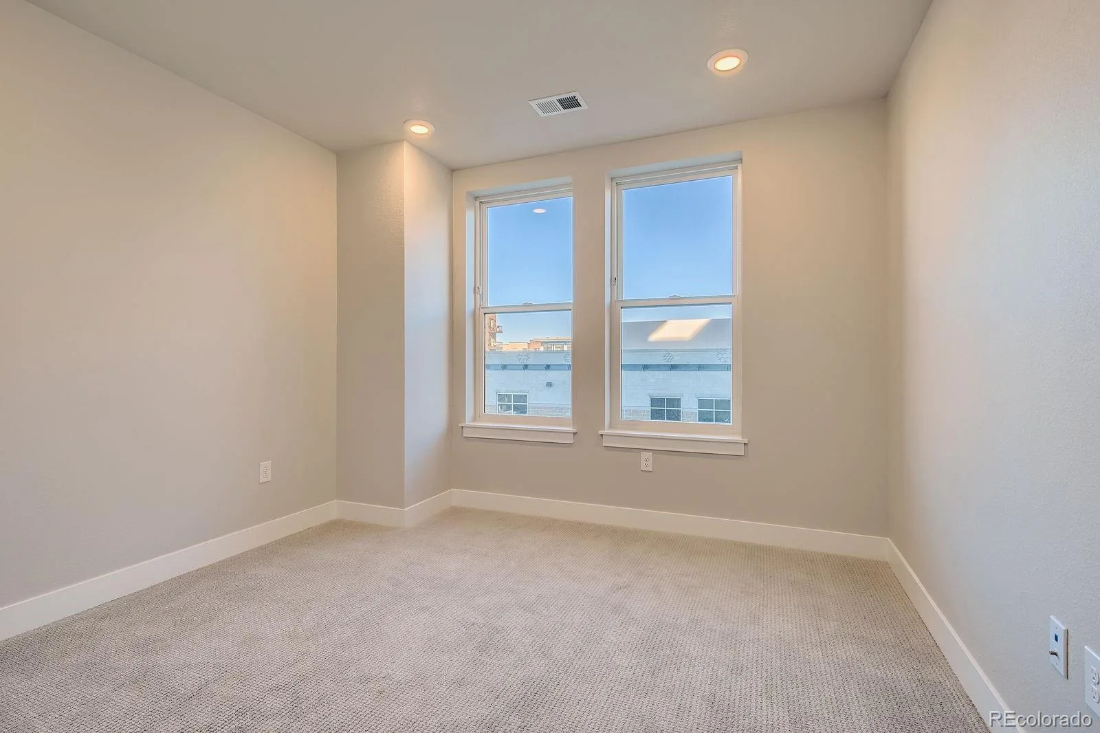 20 Wilcox Street #316 Castle Rock CO 80104 | MLS #REC2643815 07312026190212 1600 10