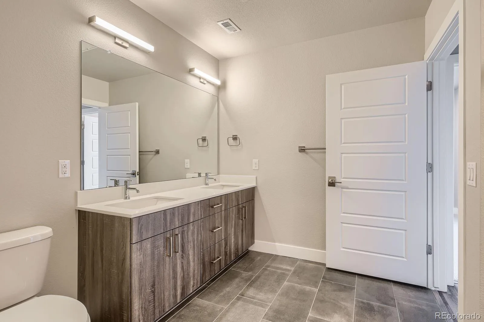 20 Wilcox Street #316 Castle Rock CO 80104 | MLS #REC2643815 07312026190212 1600 12