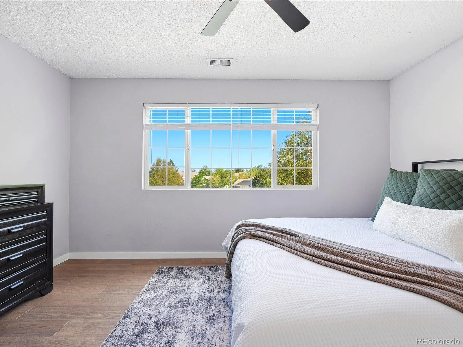 339 Ivory Circle Aurora CO 80011 | MLS #REC2643972 07312026234548 1600 23