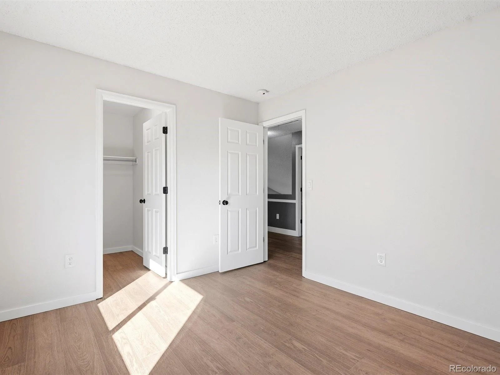 339 Ivory Circle Aurora CO 80011 | MLS #REC2643972 07312026234548 1600 35