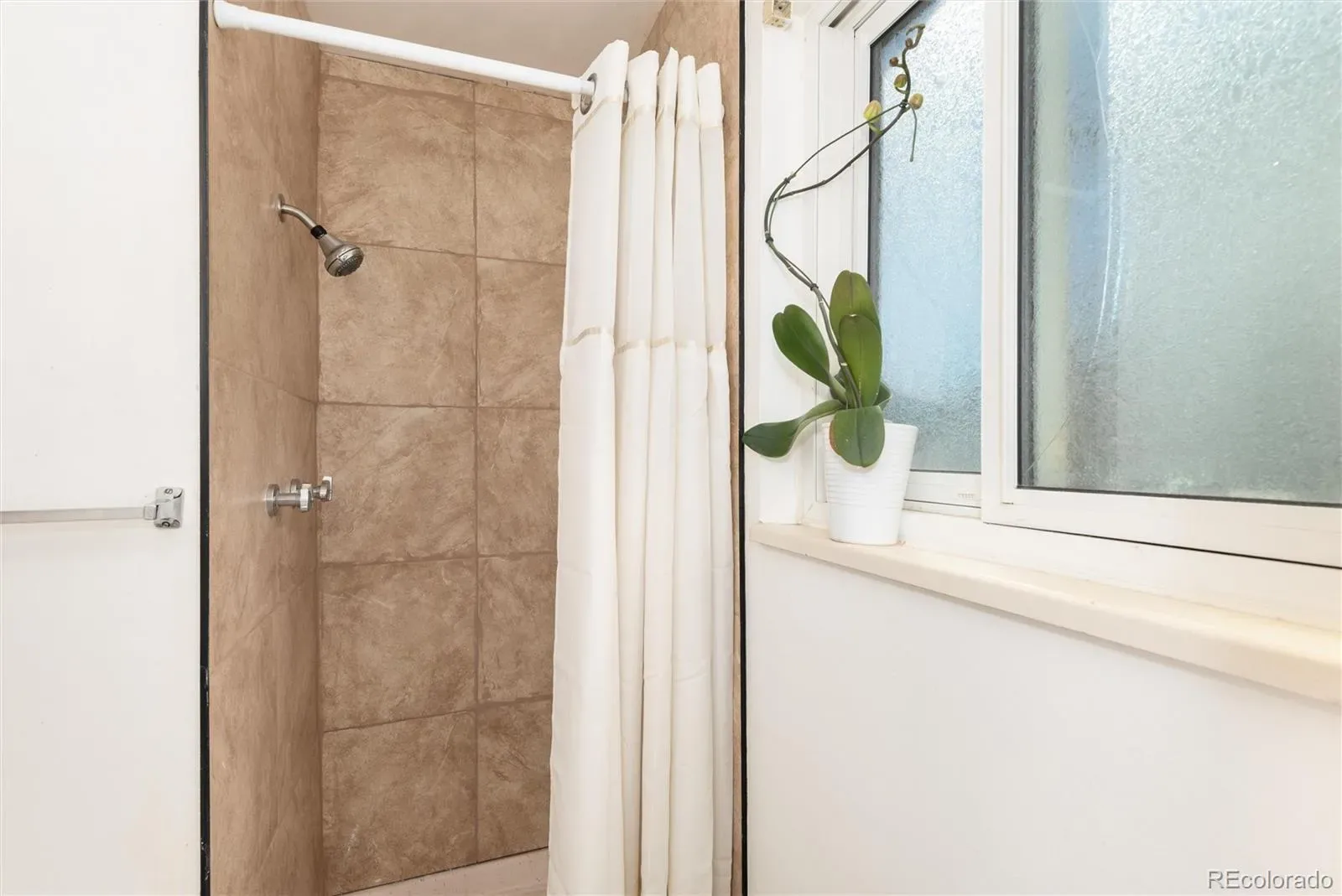 03112026182331 1600 20