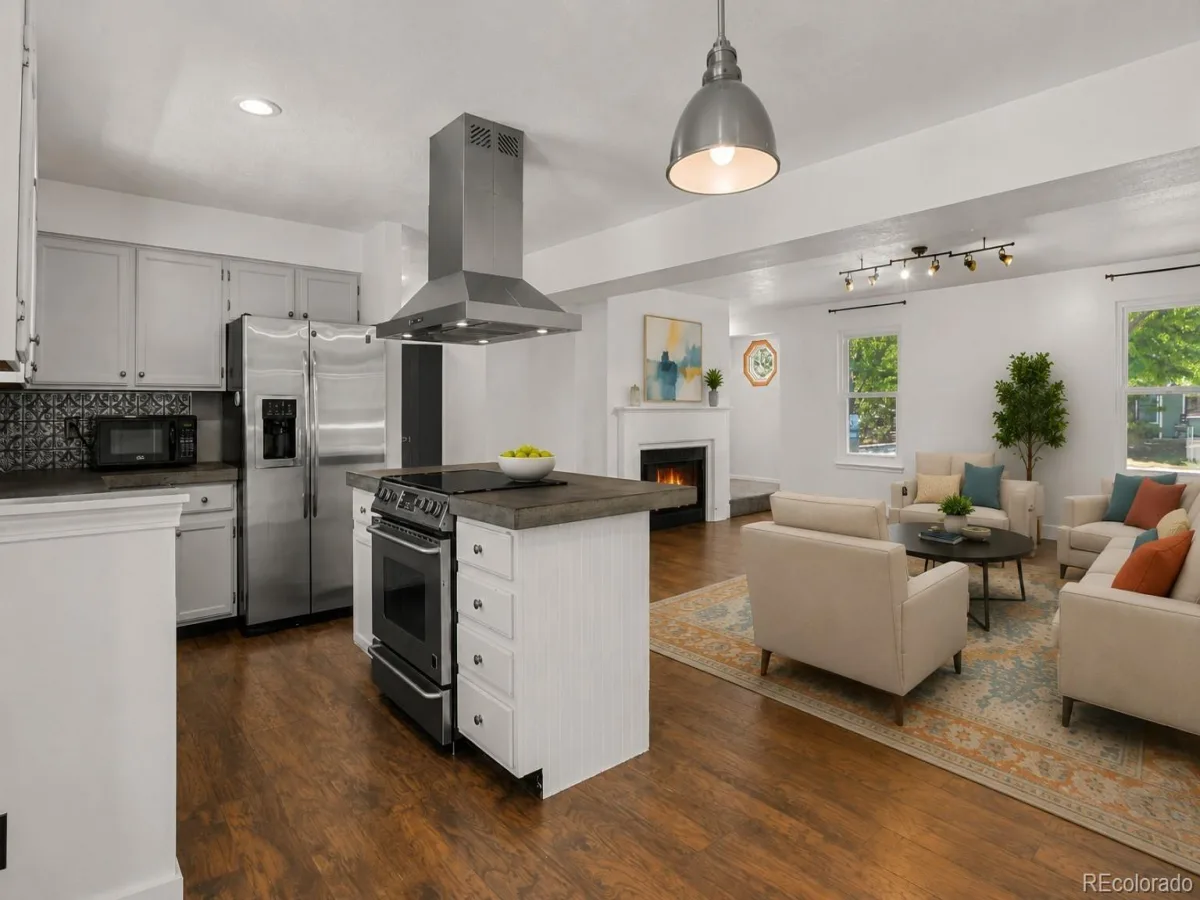 4132 S Richfield Way Aurora CO 80013 MLS #REC2644292 06292026154810 1200 2