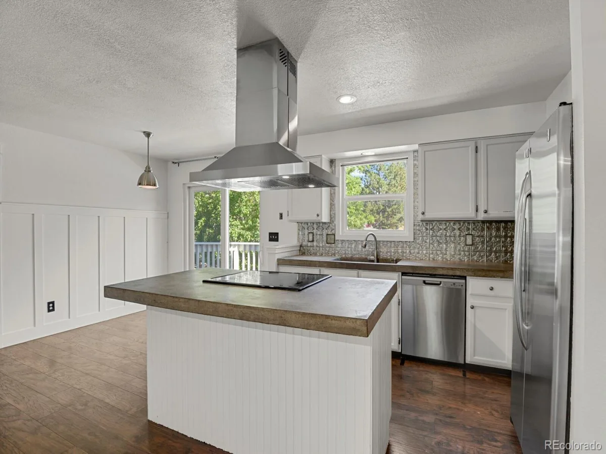 4132 S Richfield Way Aurora CO 80013 MLS #REC2644292 06292026154810 1200 8
