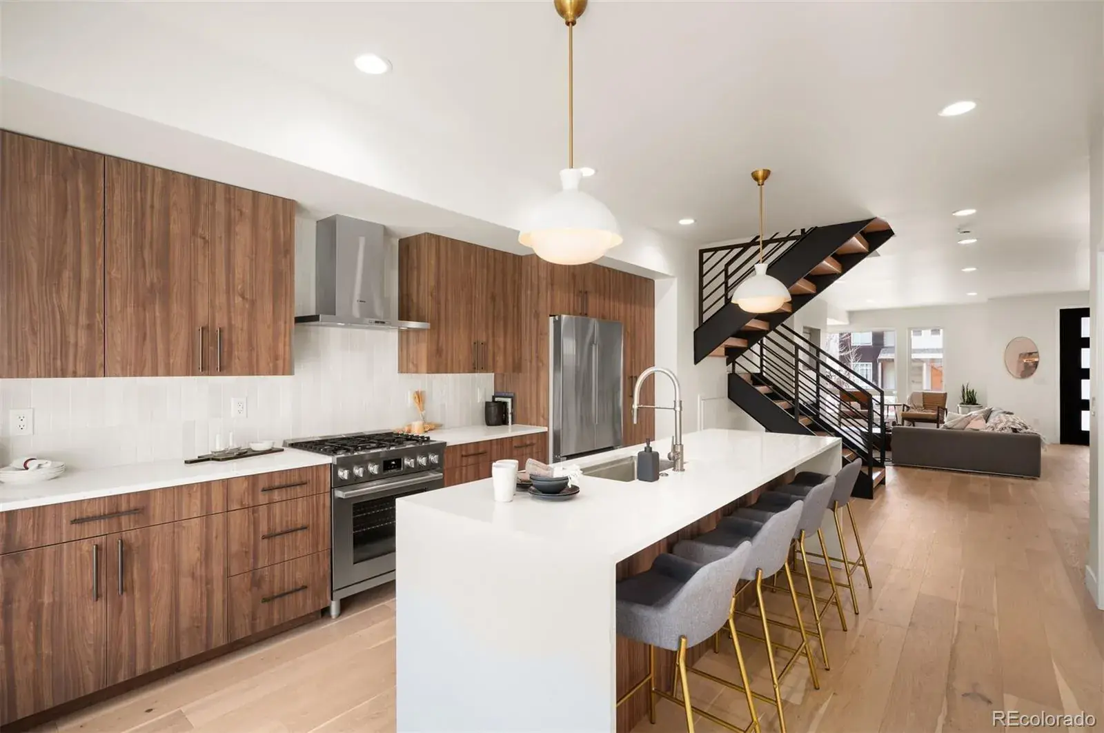 02112026200421 1600 10