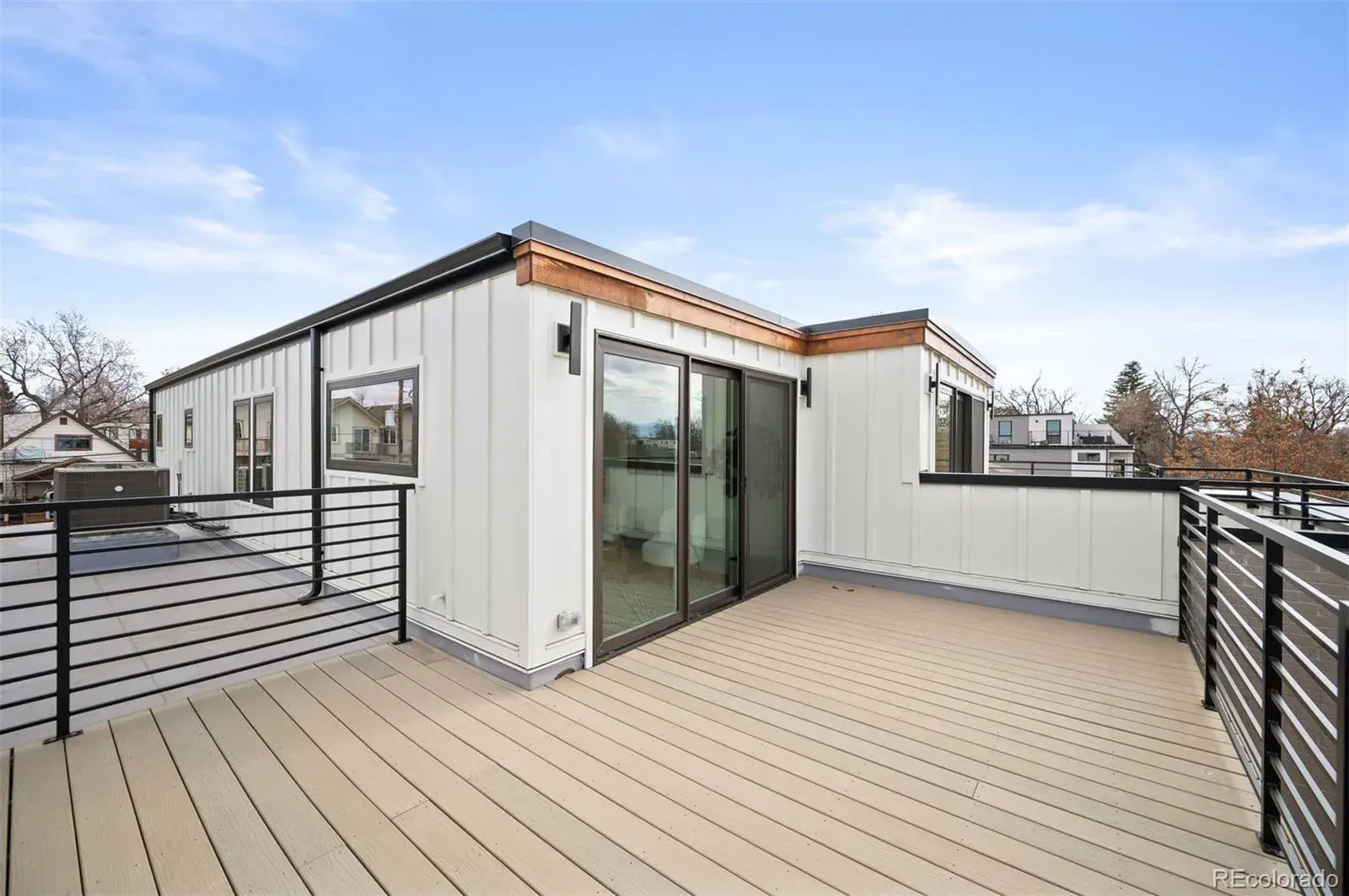 02112026200421 1600 32