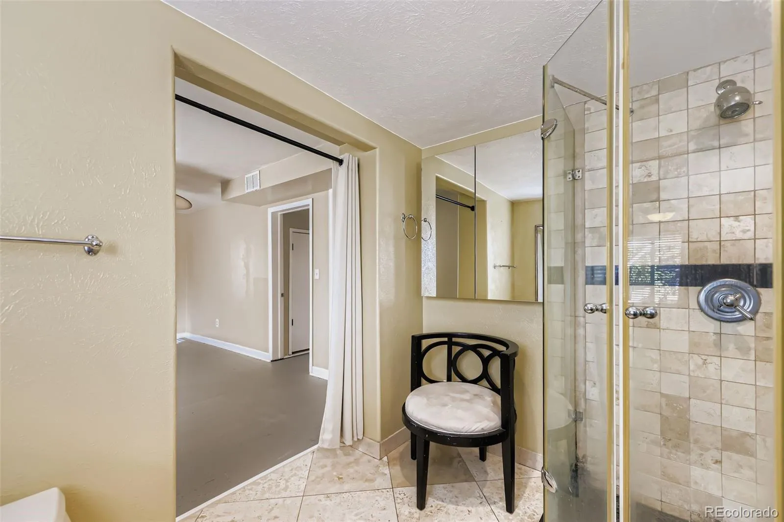 04202026234235 1600 17