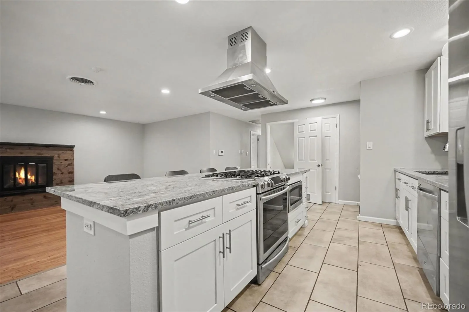 8130 W 64th Avenue Arvada CO 80004 | MLS #REC2646291 07302026002016 1600 14