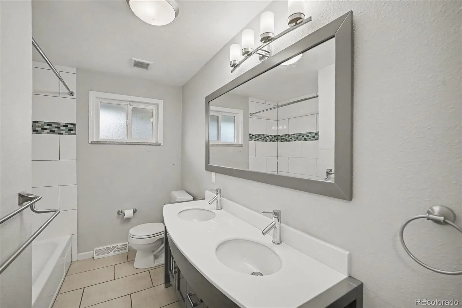 8130 W 64th Avenue Arvada CO 80004 | MLS #REC2646291 07302026002016 1600 20