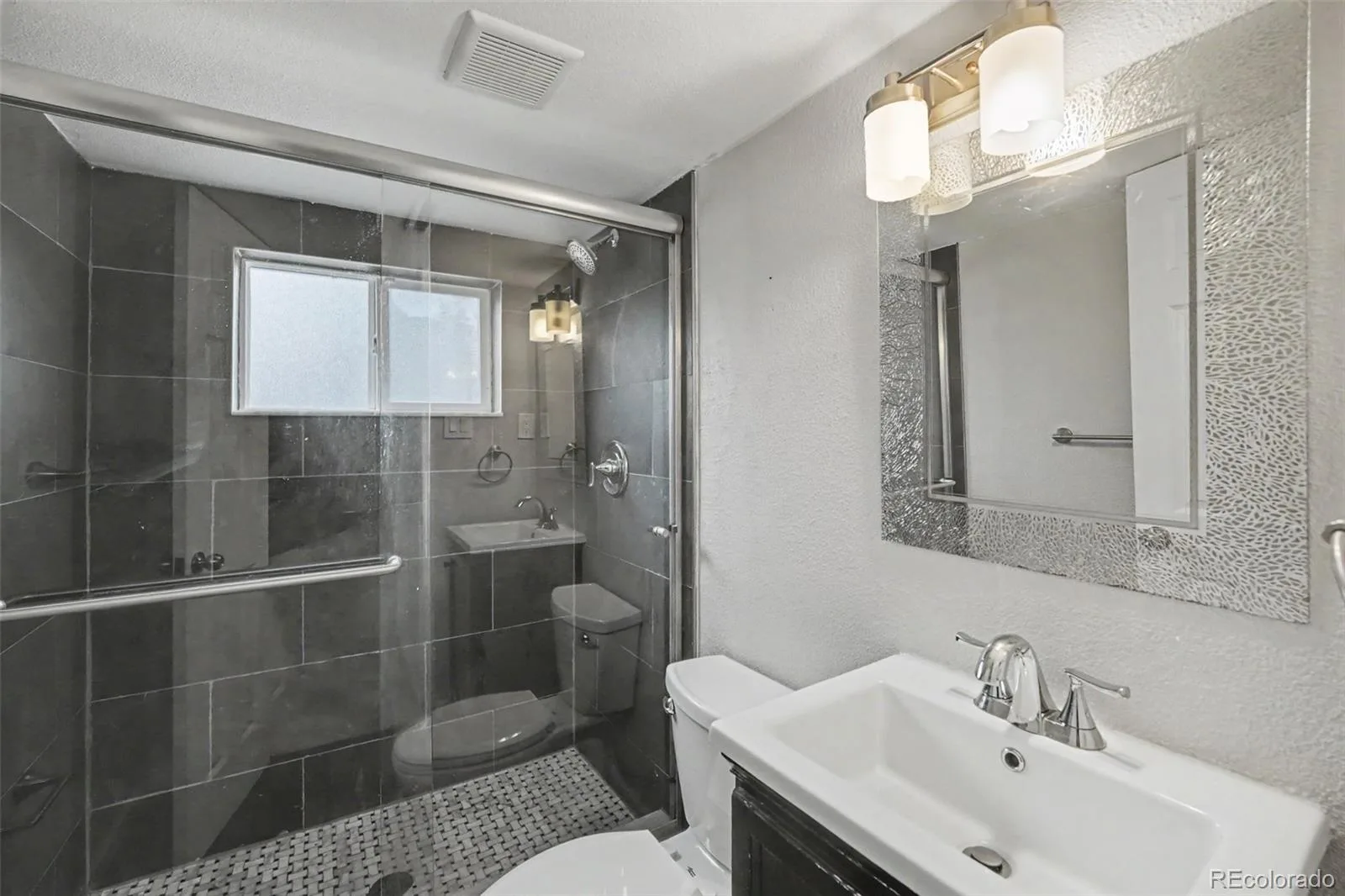 8130 W 64th Avenue Arvada CO 80004 | MLS #REC2646291 07302026002016 1600 28