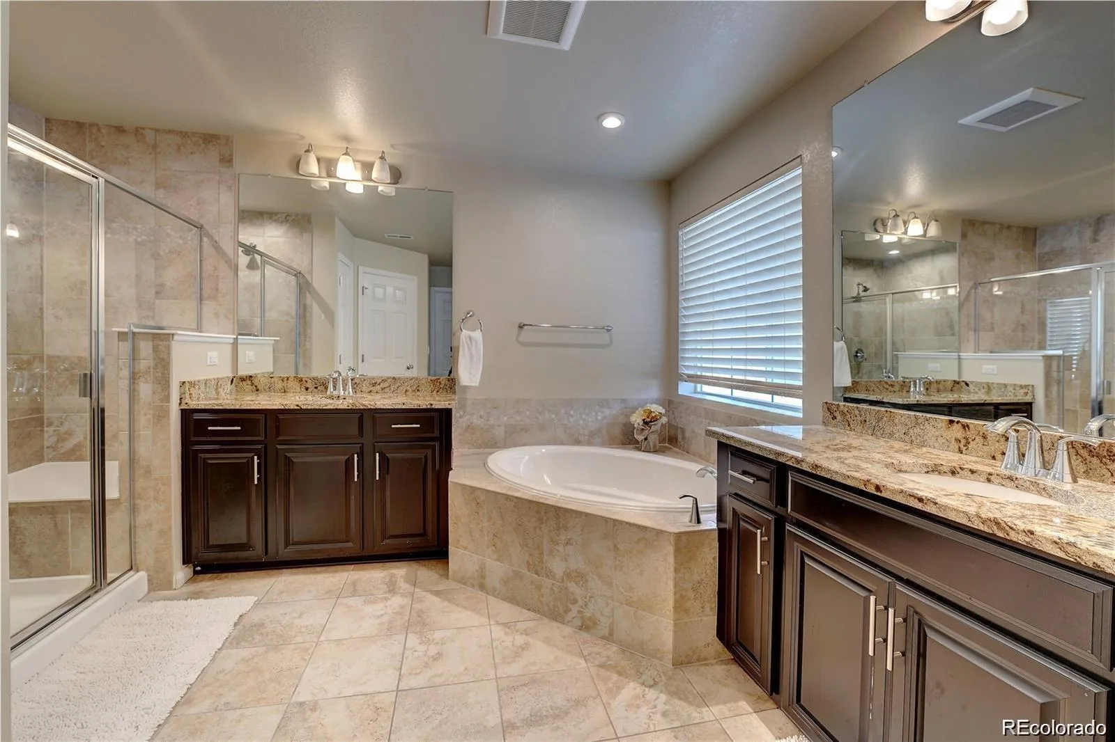 15726 E Otero Circle Centennial CO 80112 | MLS #REC2647650 08202026172602 1600 16