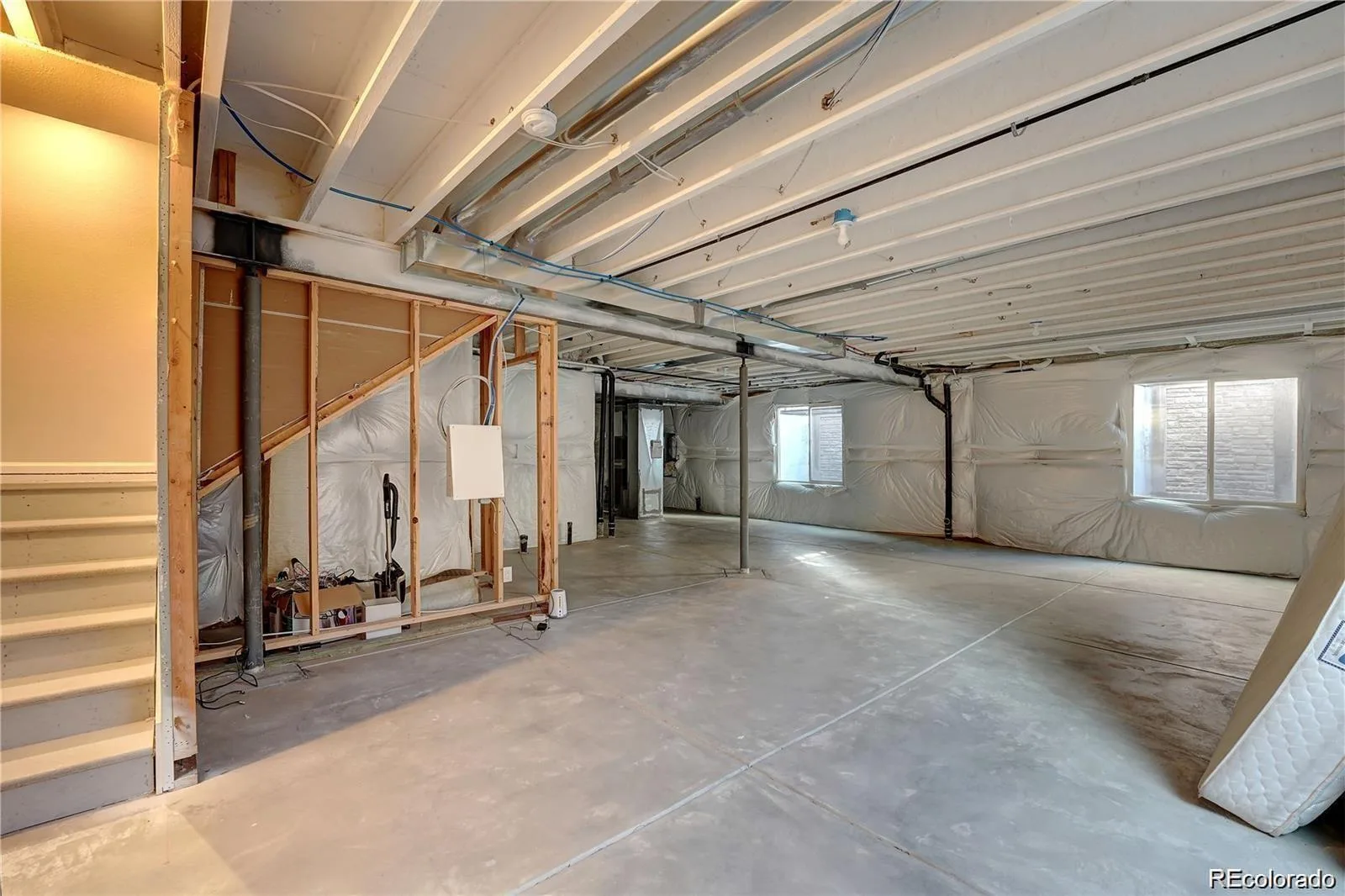 15726 E Otero Circle Centennial CO 80112 | MLS #REC2647650 08202026172602 1600 30