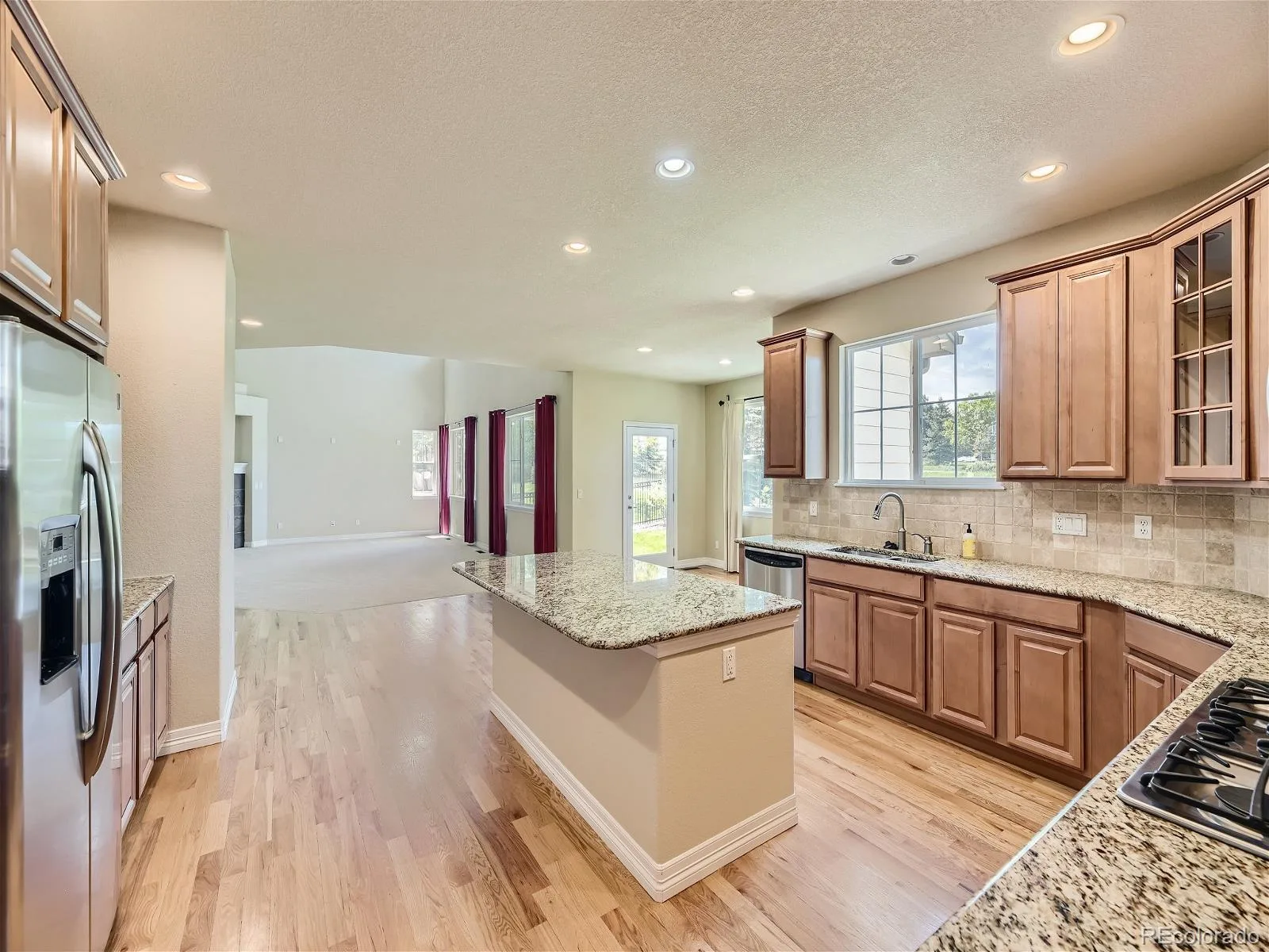 6419 S Old Hammer Way Aurora CO 80016 MLS #REC2649182 06102026064700 1600 14