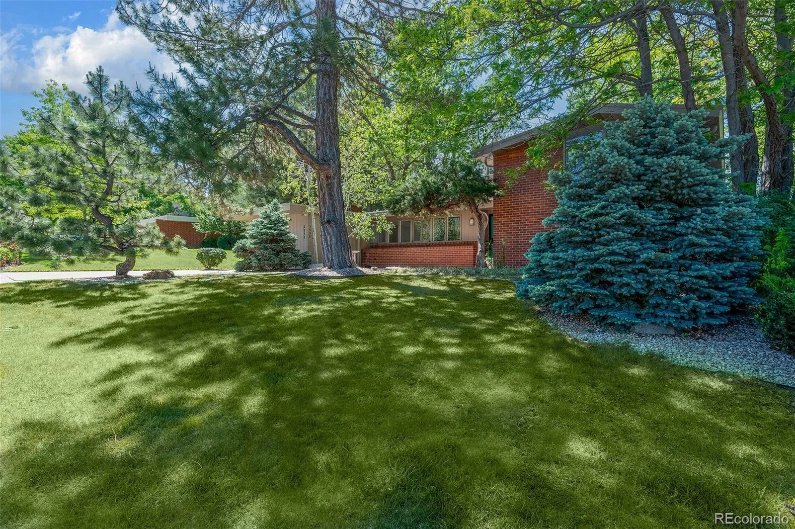 2935 S Lafayette Drive Englewood CO 80113 MLS #REC2649389 05282026132453 1600 2
