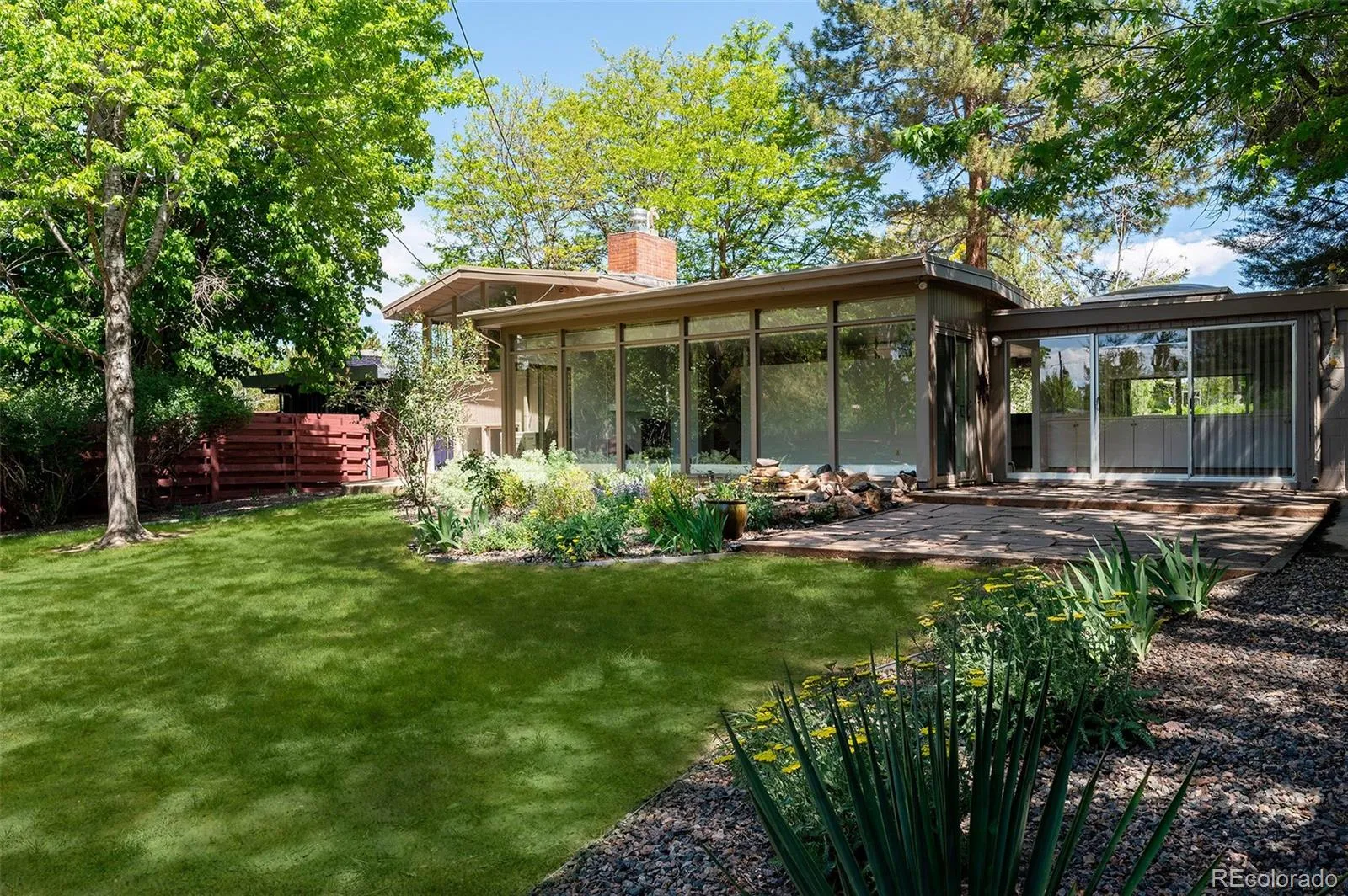 2935 S Lafayette Drive Englewood CO 80113 MLS #REC2649389 05282026132453 1600 30