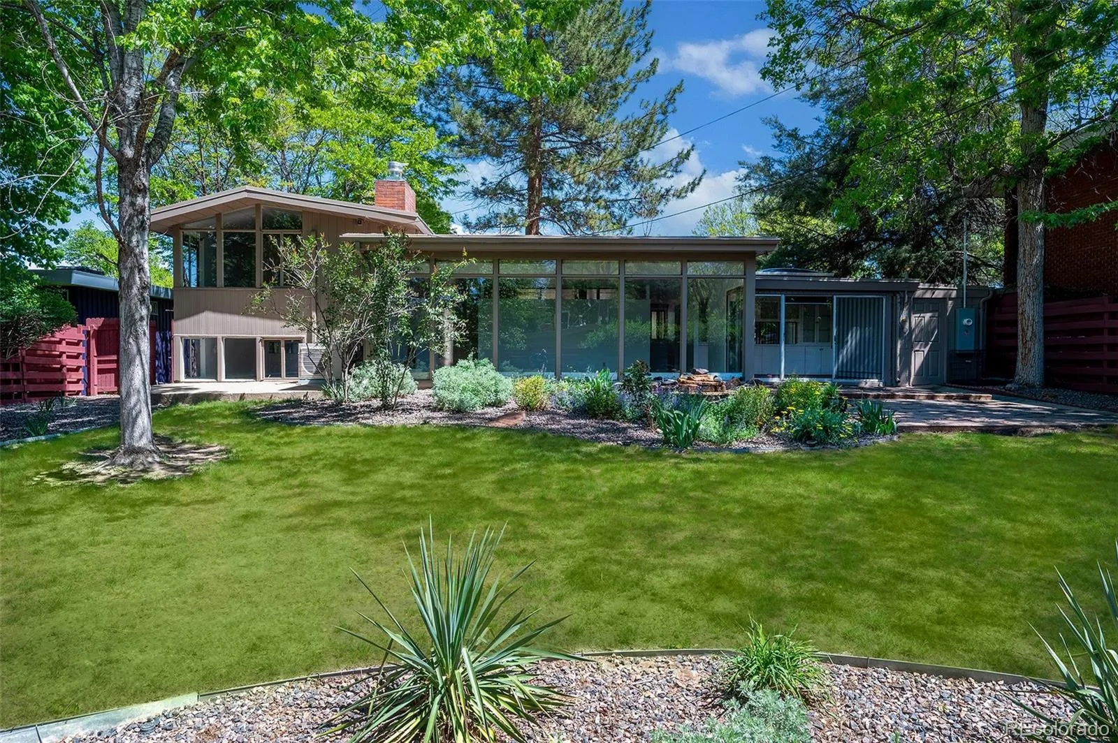 2935 S Lafayette Drive Englewood CO 80113 MLS #REC2649389 05282026132453 1600 32