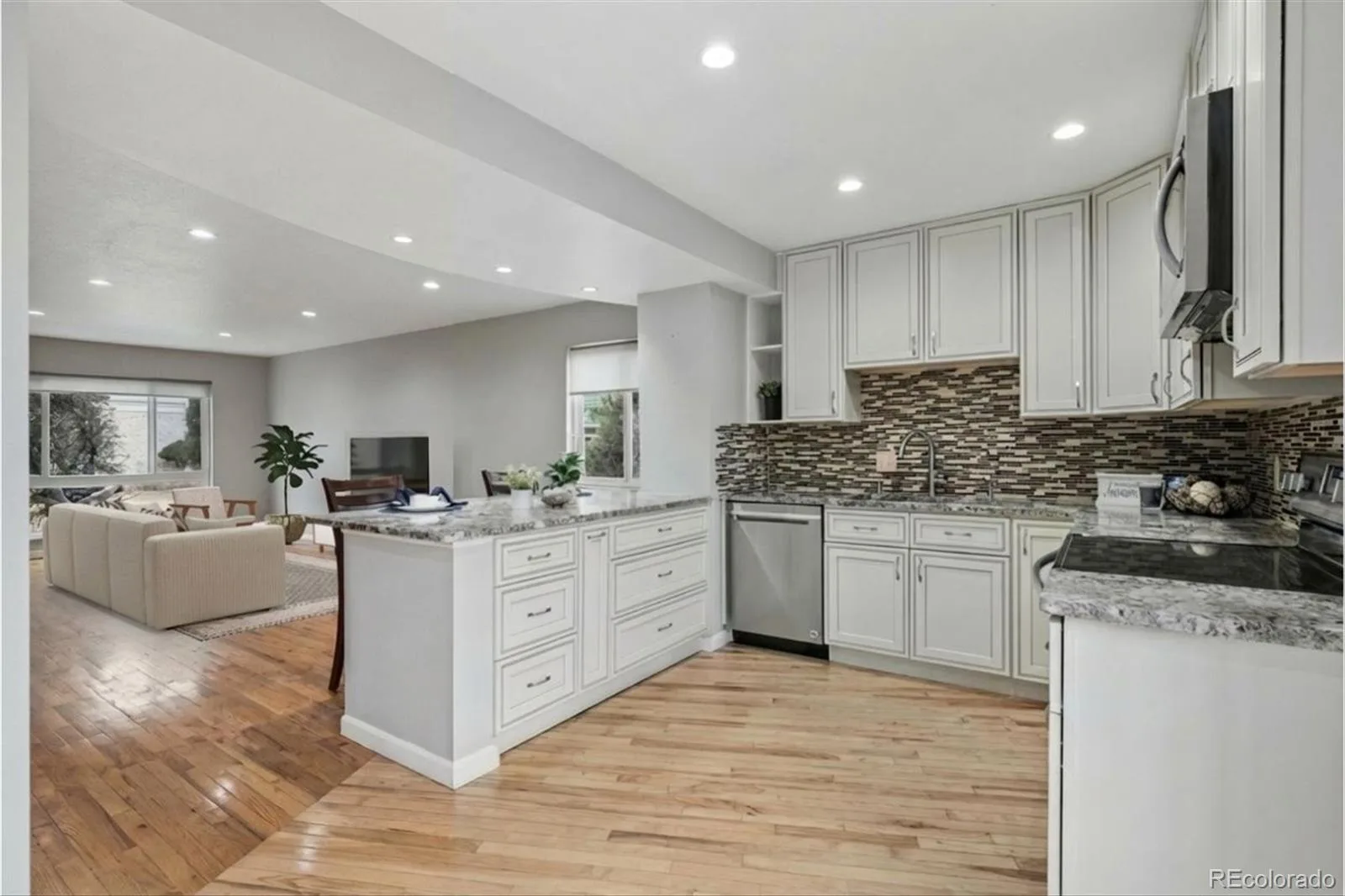 6400 E Mississippi Avenue Denver CO 80224 MLS #REC2650704 06092026014434 1600 3