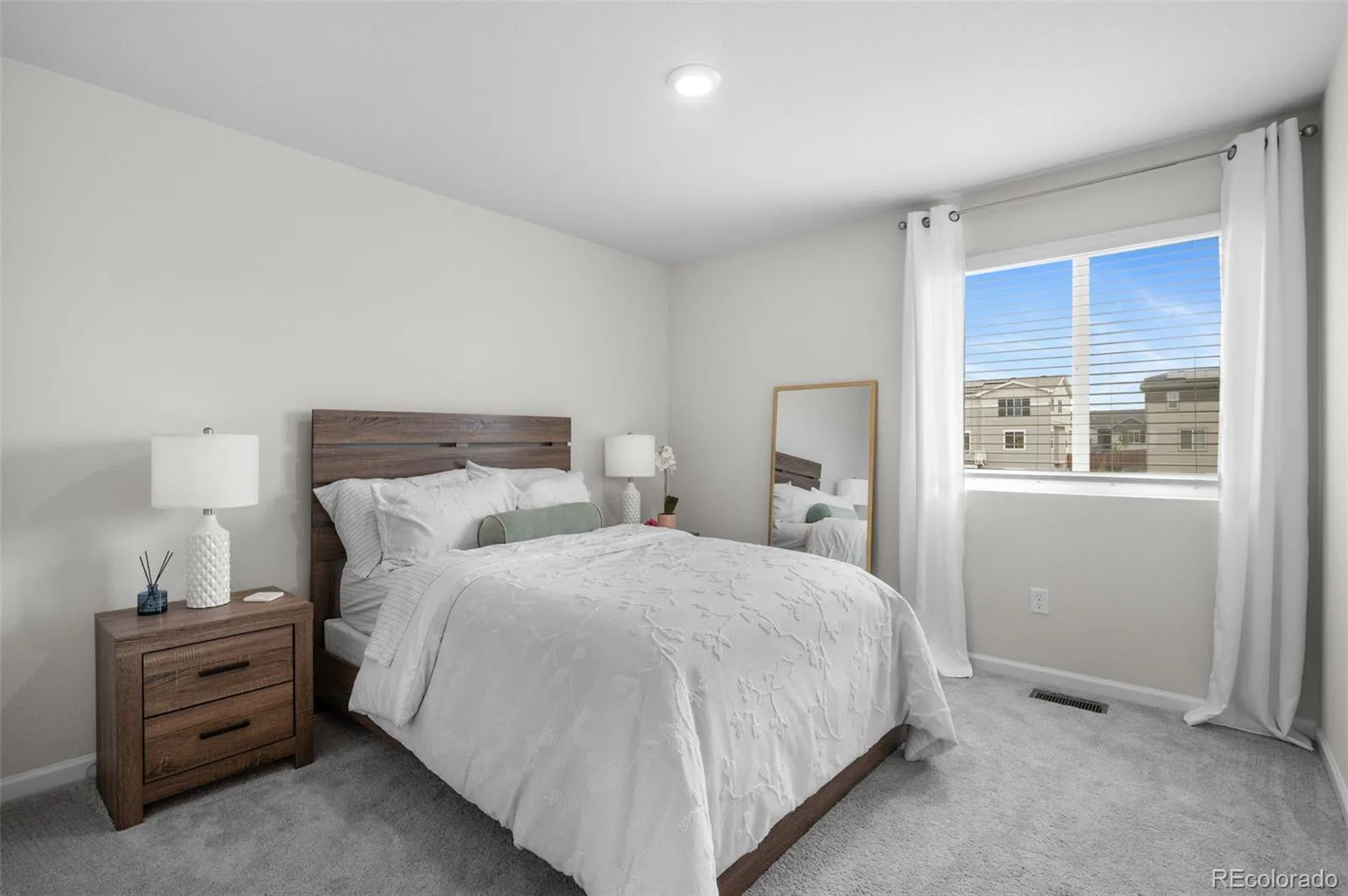 12241 E 100th Drive Commerce City CO 80022 | MLS #REC2651794 07022026161212 1600 30