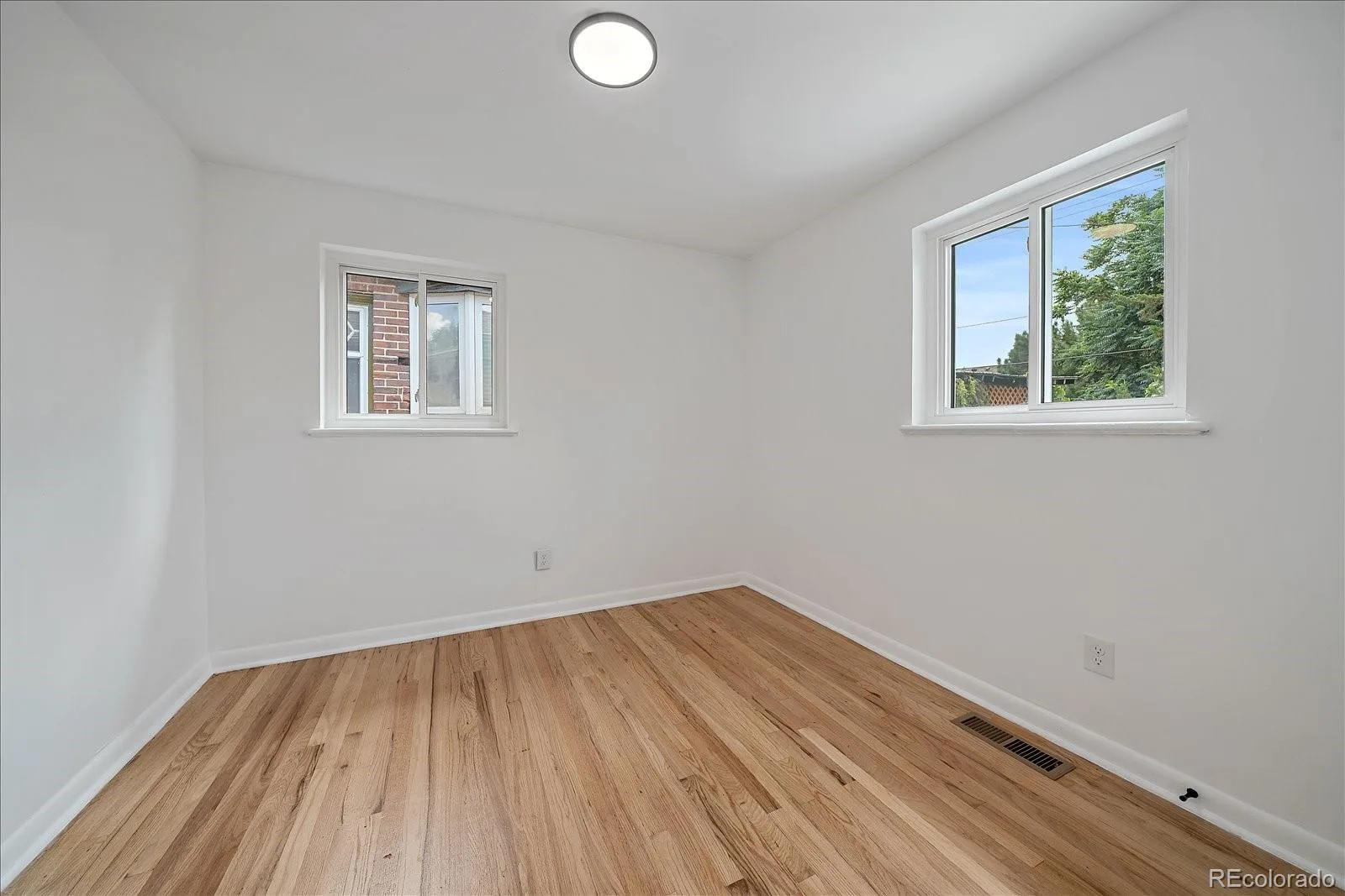 2651 Albion Street Denver CO 80207 | MLS #REC2653355 08262026161728 1600 11