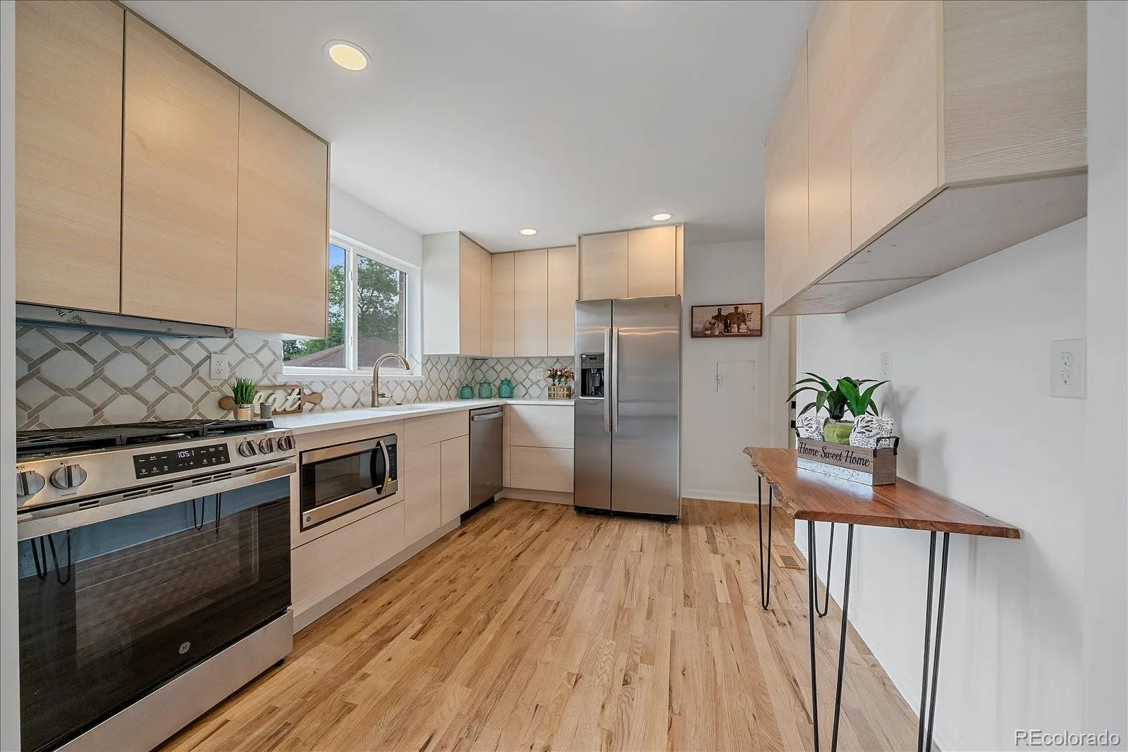 2651 Albion Street Denver CO 80207 | MLS #REC2653355 08262026161728 1600 7