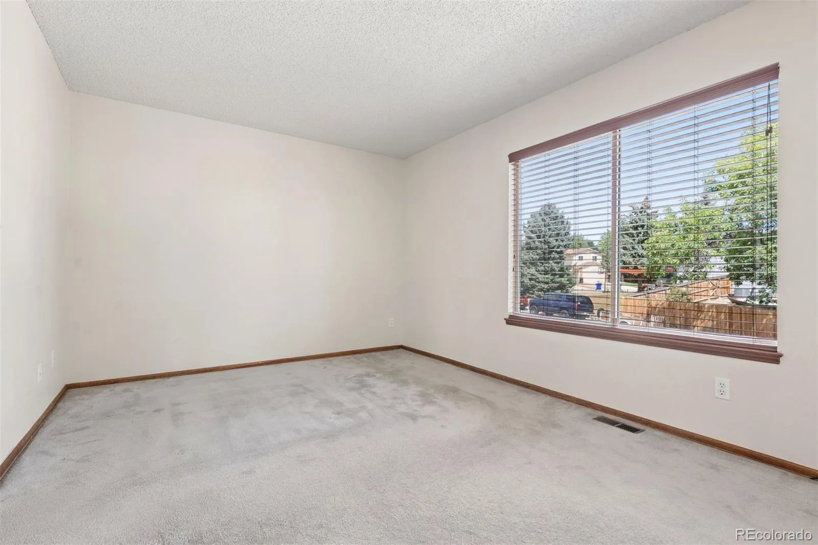 9632 W Walden Avenue Littleton CO 80128 | MLS #REC2653431 08182026184758 1600 18