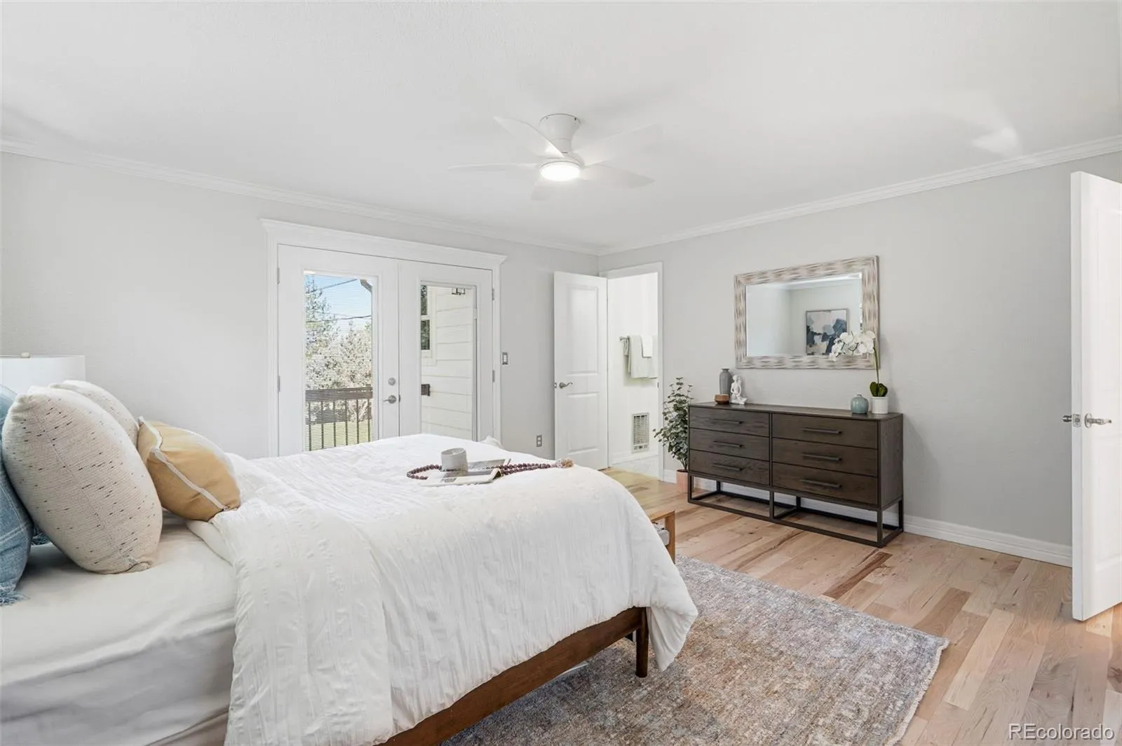 04162026200413 1600 19