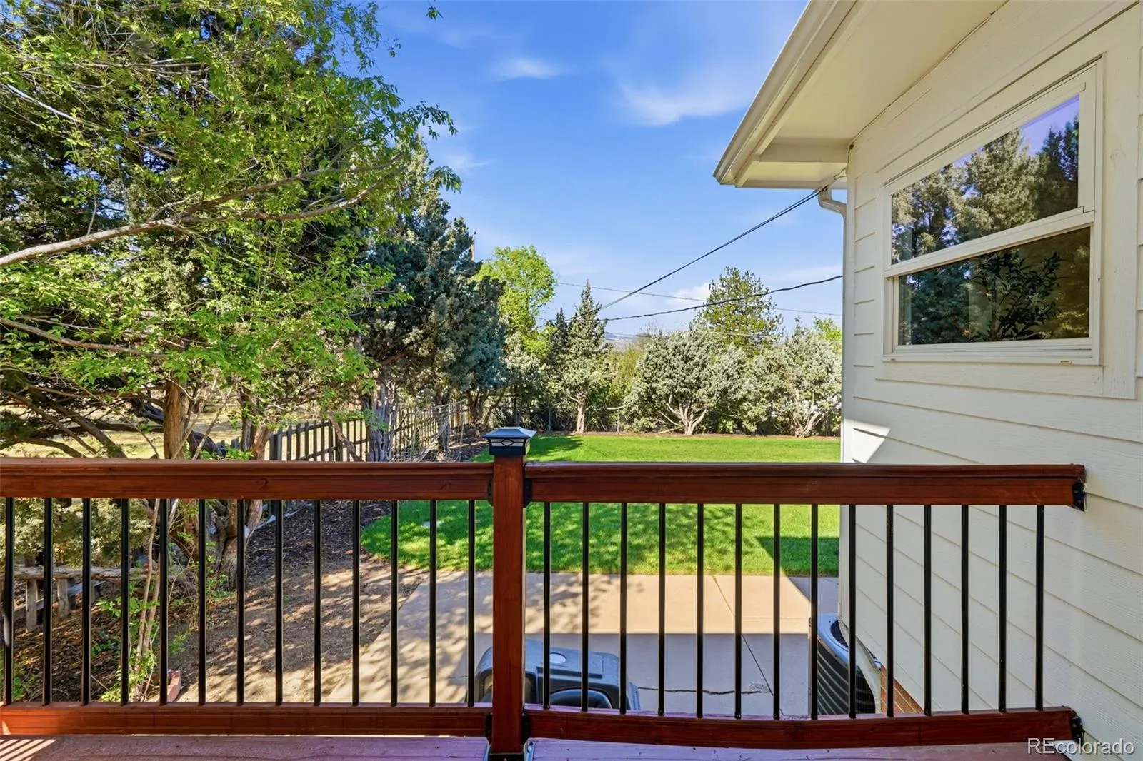 04162026200413 1600 22