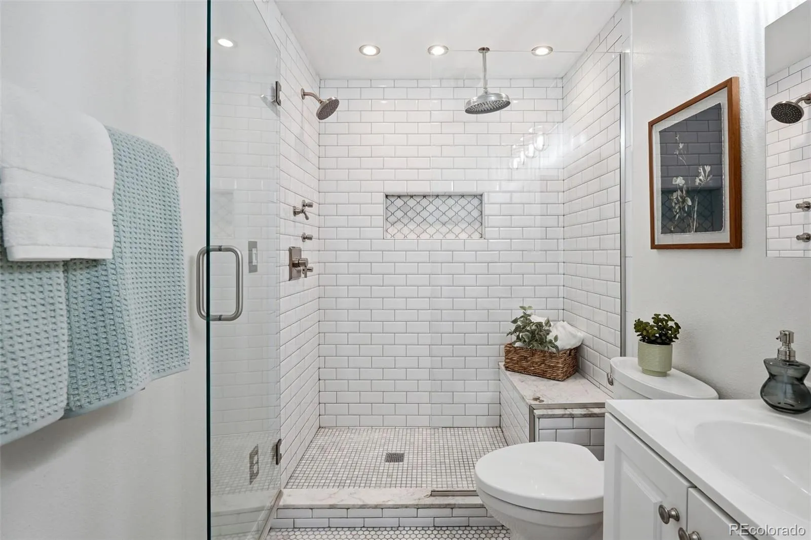 04162026200413 1600 23