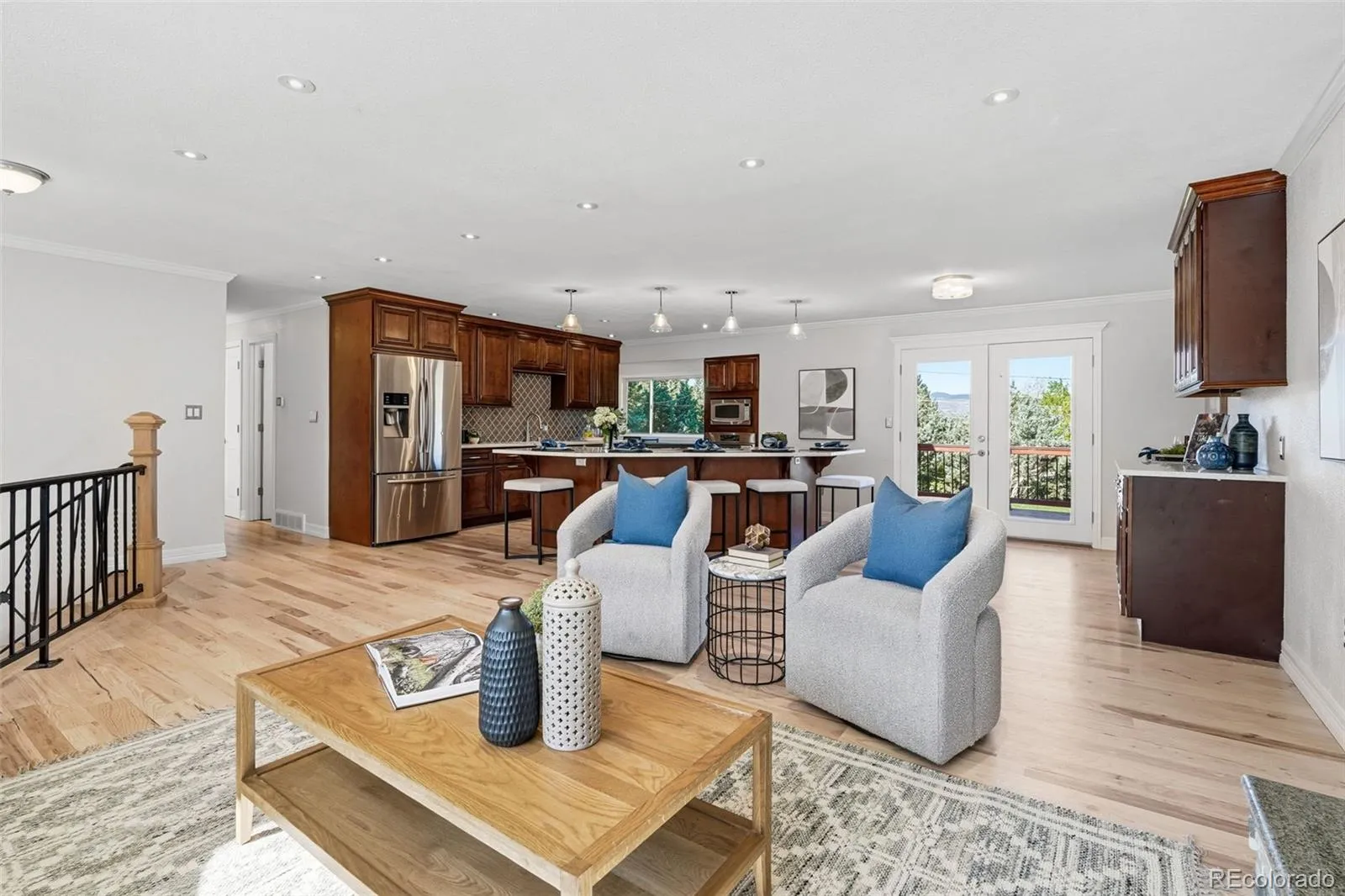 04162026200413 1600 9