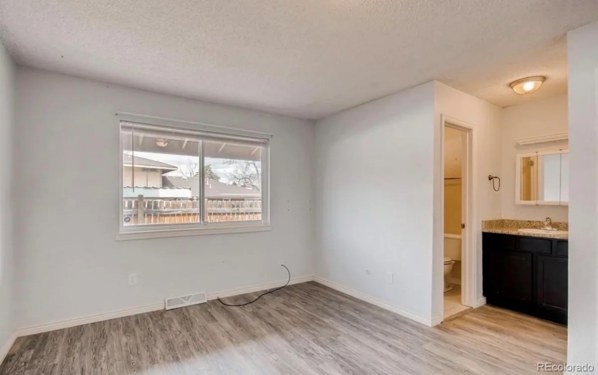 3794 S Fairplay Way Aurora CO 80014 | MLS #REC2658672 06242026042145 1200 11