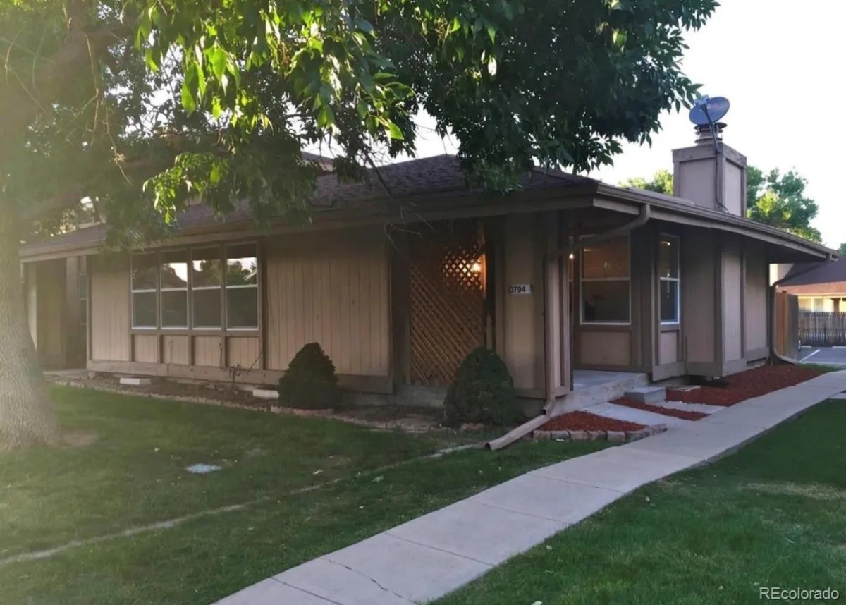 3794 S Fairplay Way Aurora CO 80014 | MLS #REC2658672 06242026042145 1200 15