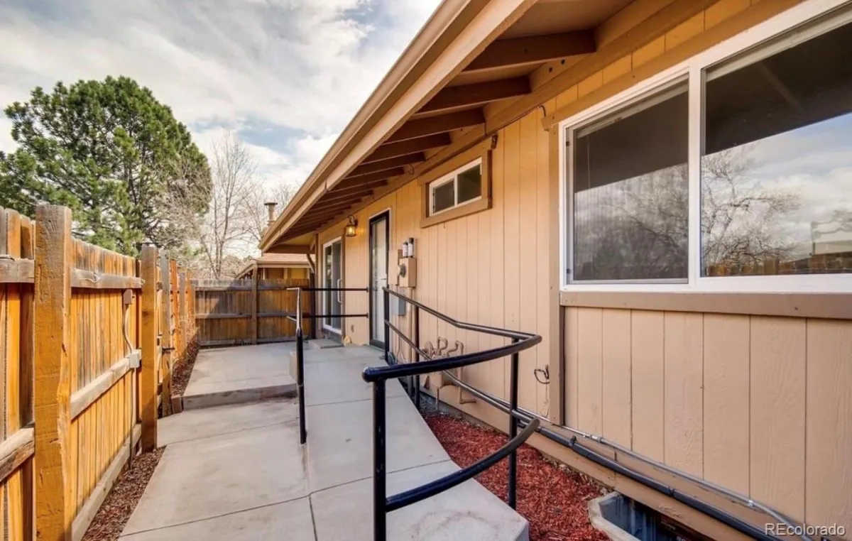 3794 S Fairplay Way Aurora CO 80014 | MLS #REC2658672 06242026042145 1200 16
