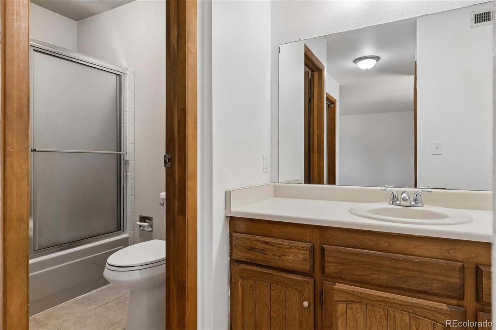14214 E 1st Drive #A01 Aurora CO 80011 | MLS #REC2658683 06222026183727 1600 15